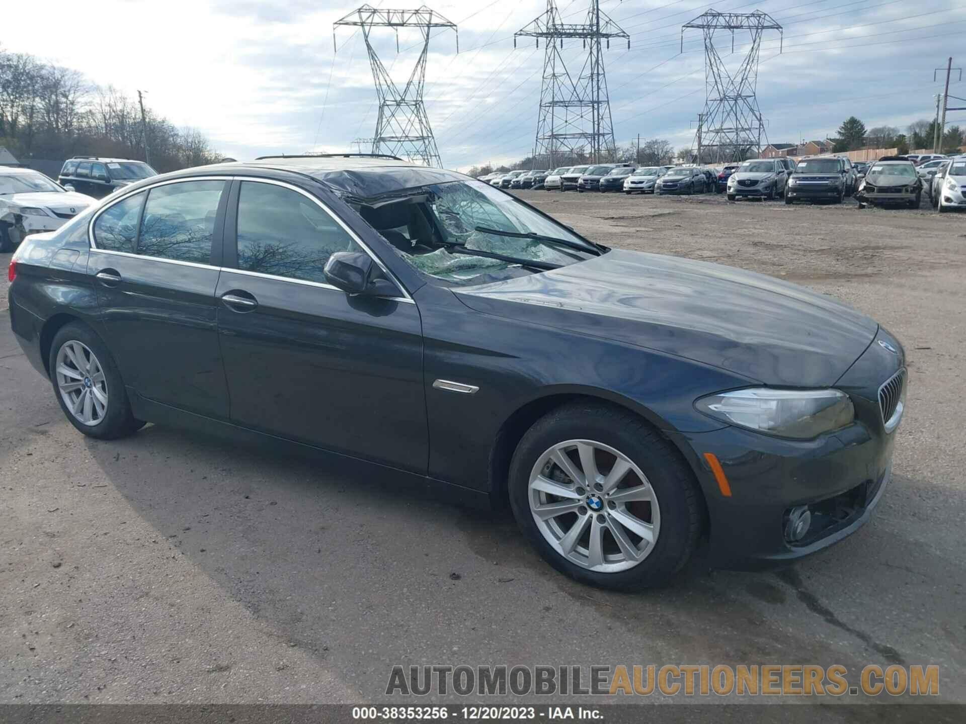 WBA5A7C54FD620917 BMW 528I 2015