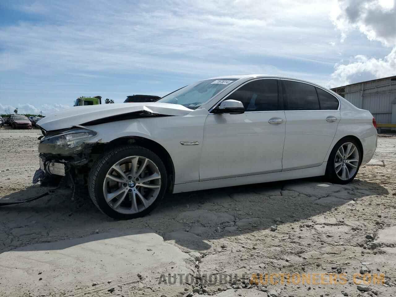 WBA5B1C51FD920229 BMW 5 SERIES 2015