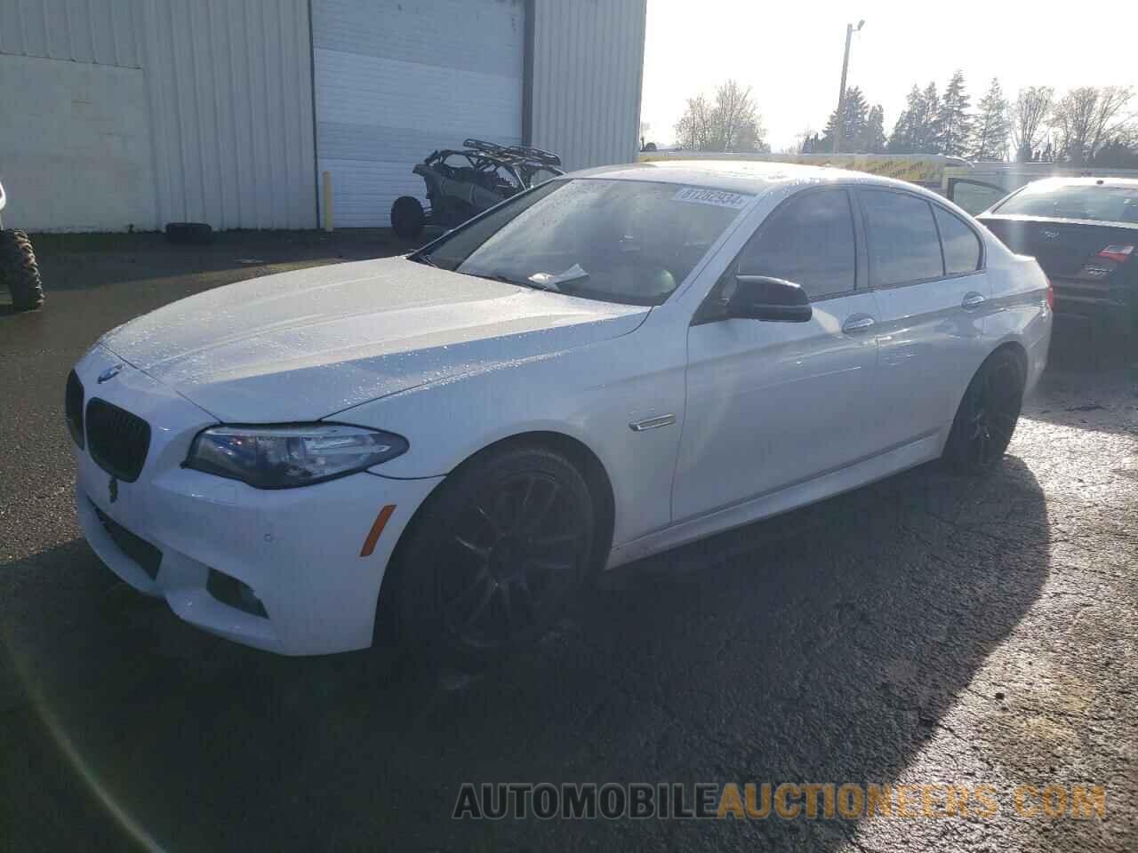 WBA5B1C51FD920568 BMW 5 SERIES 2015