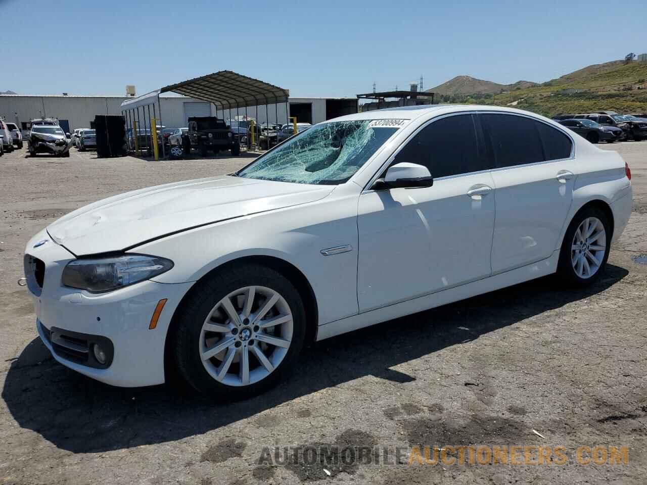 WBA5B1C55FD922324 BMW 5 SERIES 2015