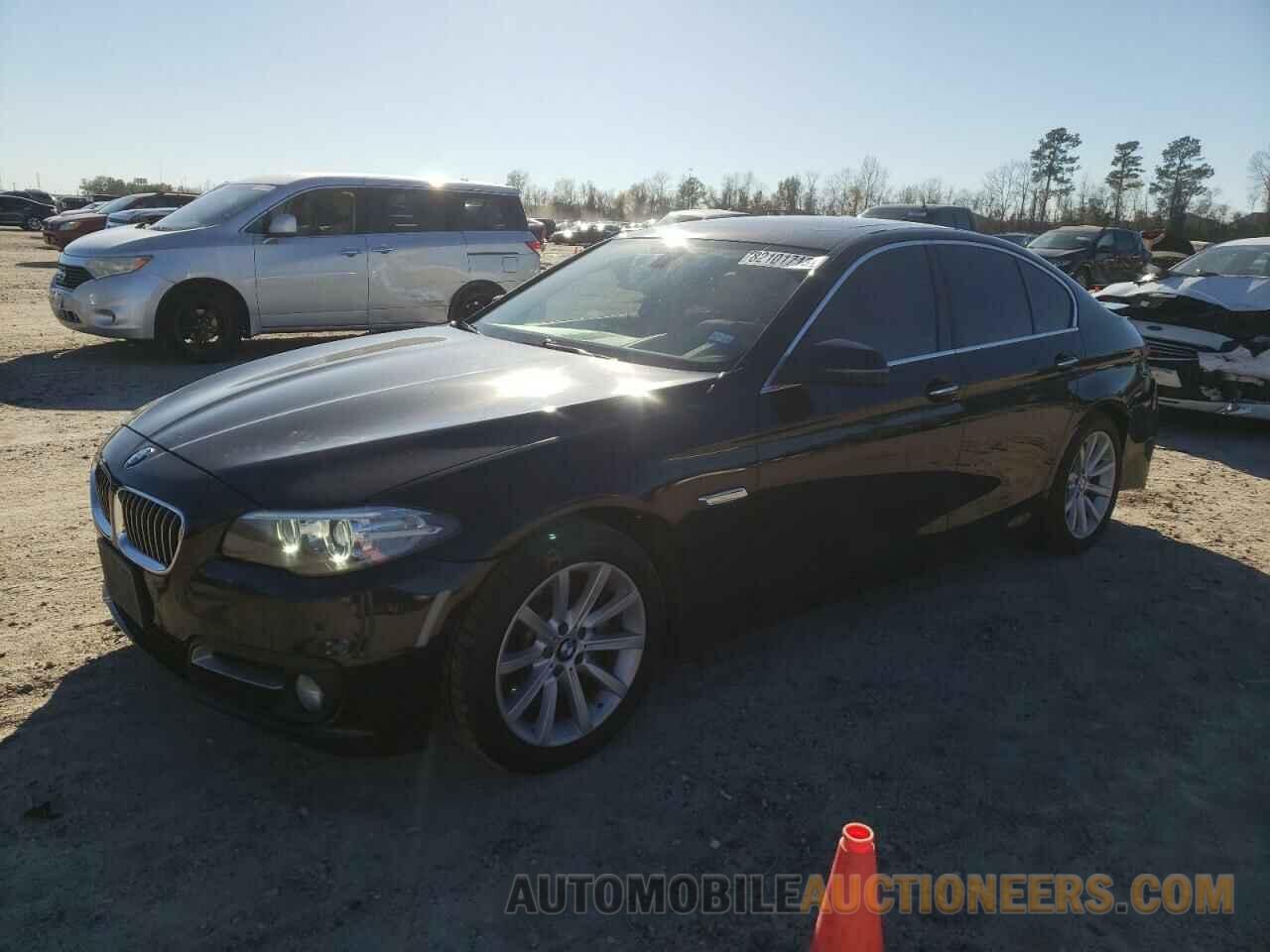 WBA5B1C58FD922611 BMW 5 SERIES 2015