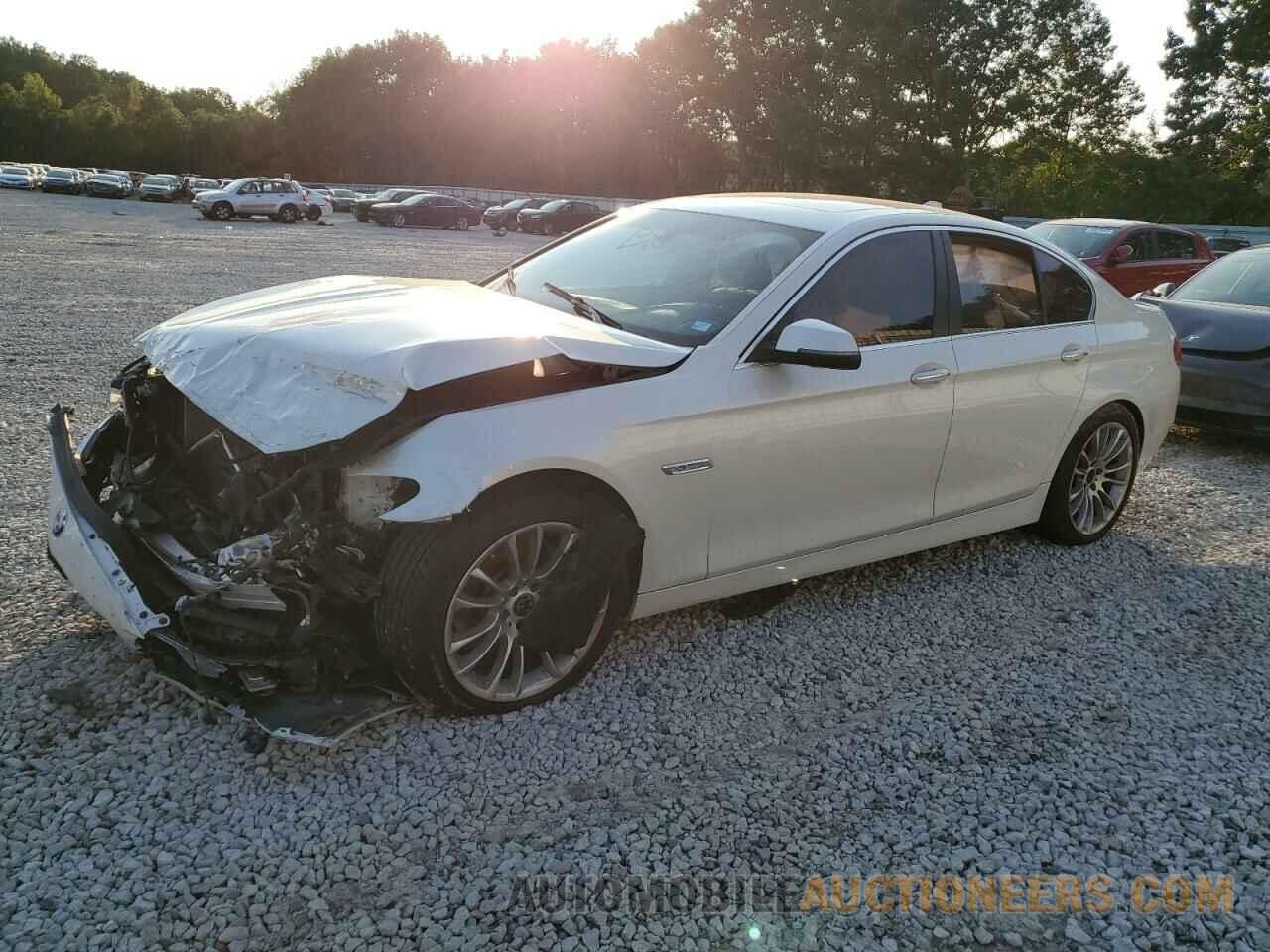 WBA5B3C50GG255884 BMW 5 SERIES 2016