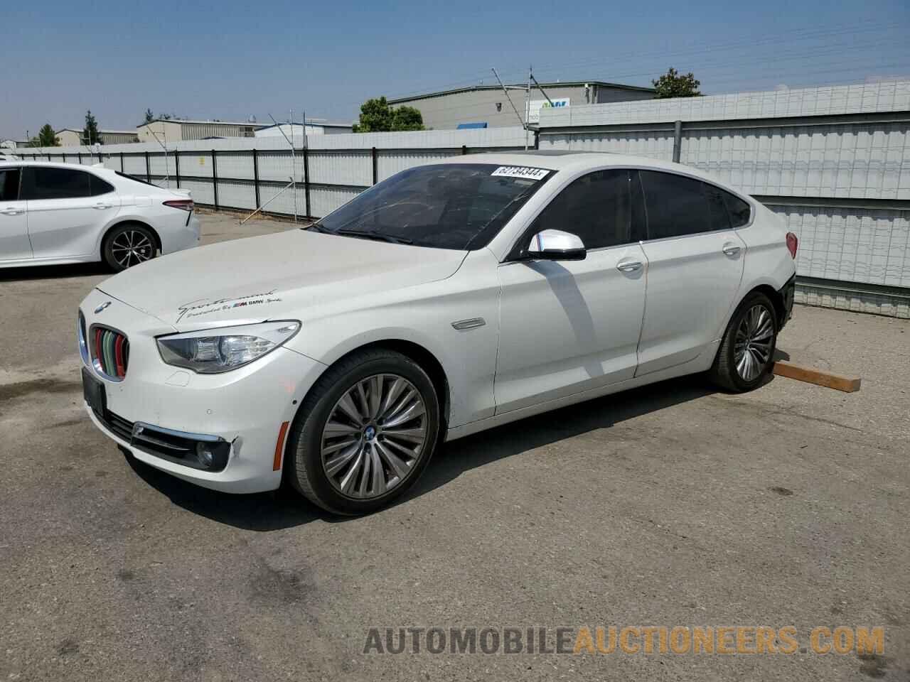 WBA5M2C50FGH99050 BMW 5 SERIES 2015