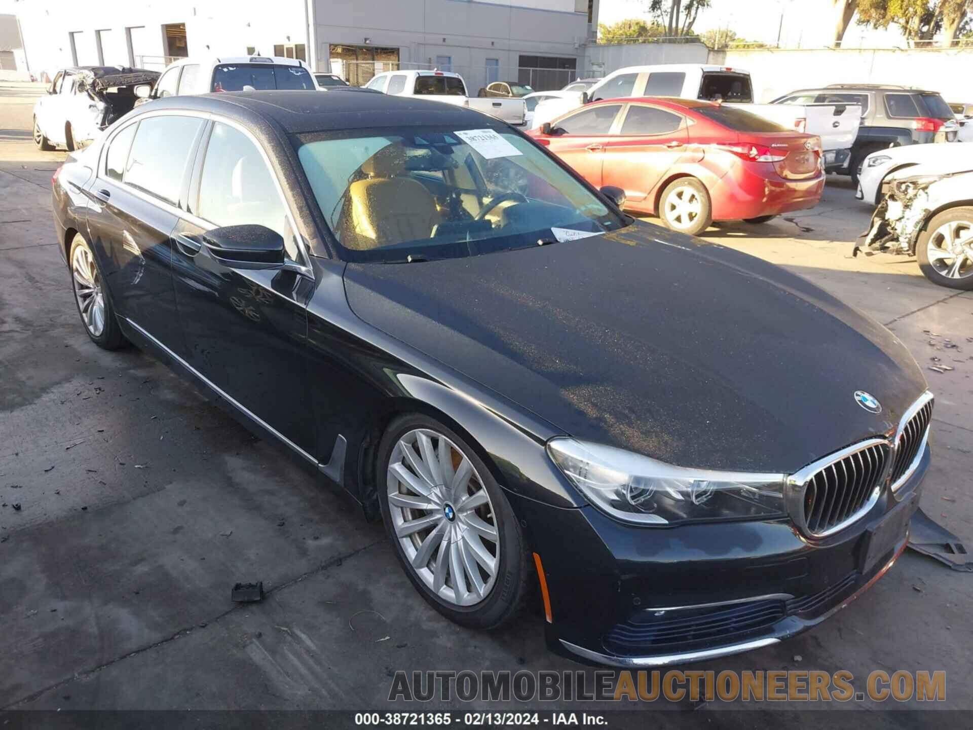 WBA7E2C30HG740715 BMW 740I 2017