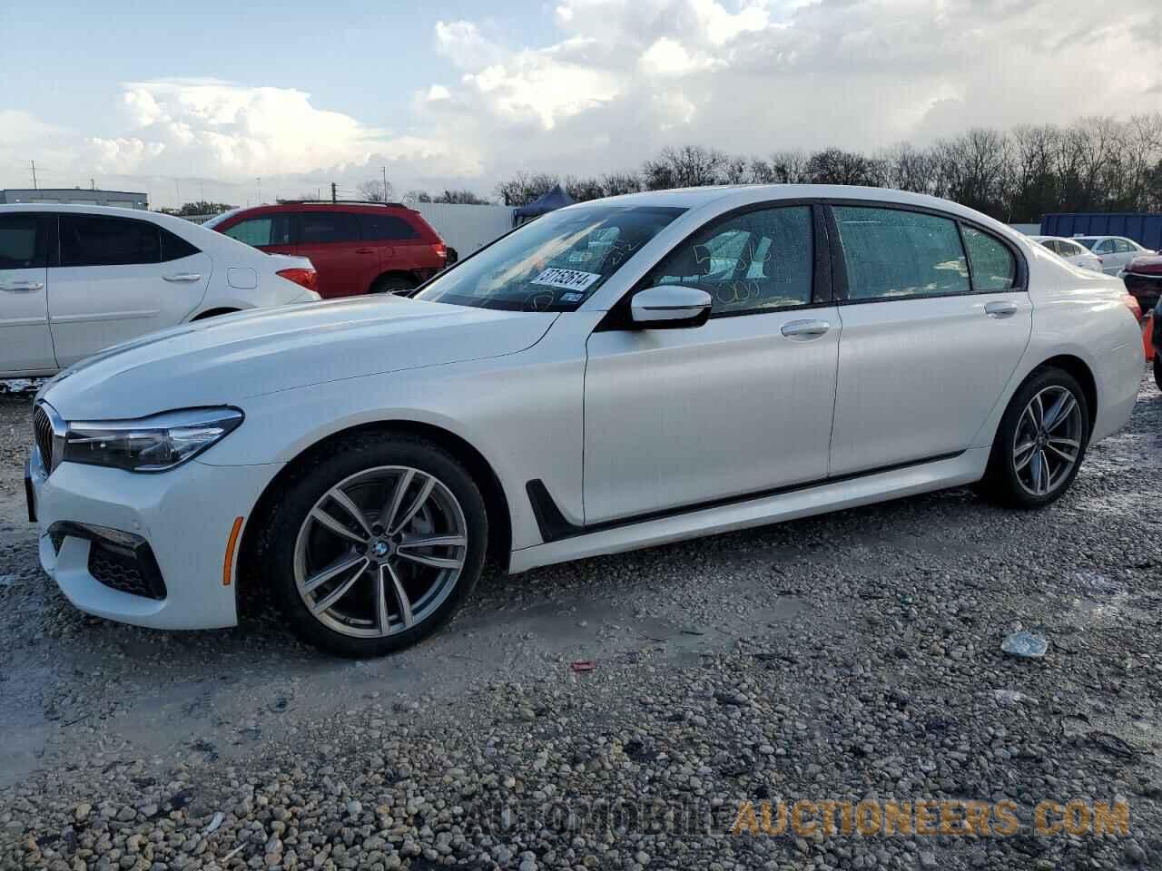 WBA7E2C31HG741212 BMW 7 SERIES 2017