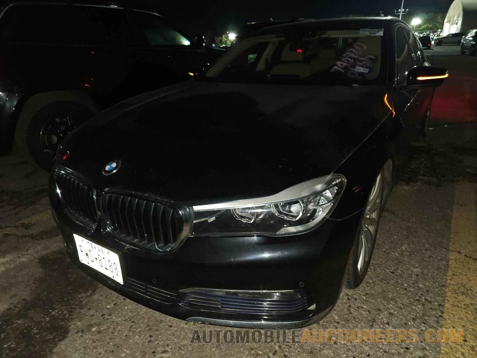 WBA7E2C38HG740820 BMW 7 Series 2017