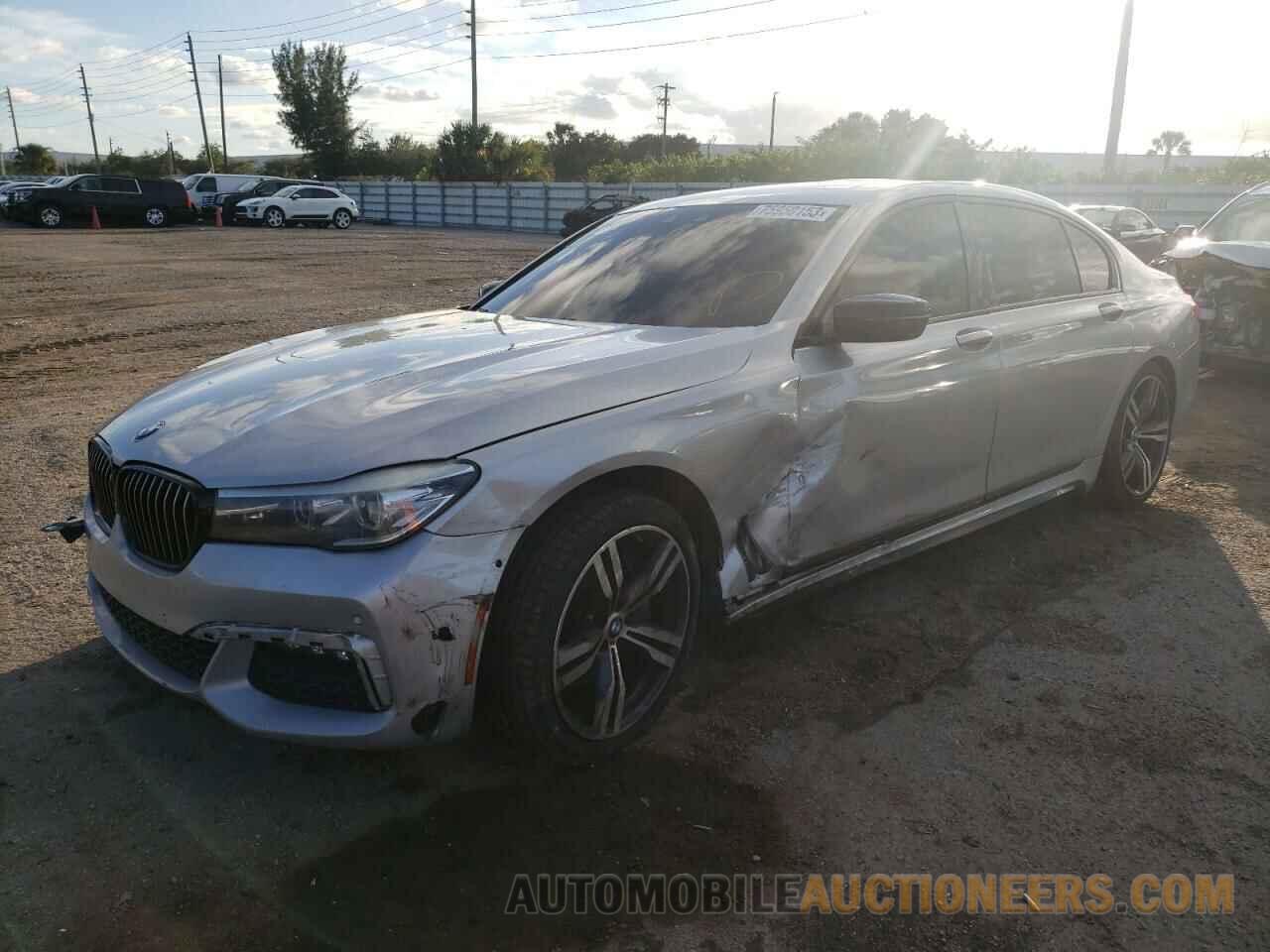 WBA7E2C50HG740490 BMW 7 SERIES 2017