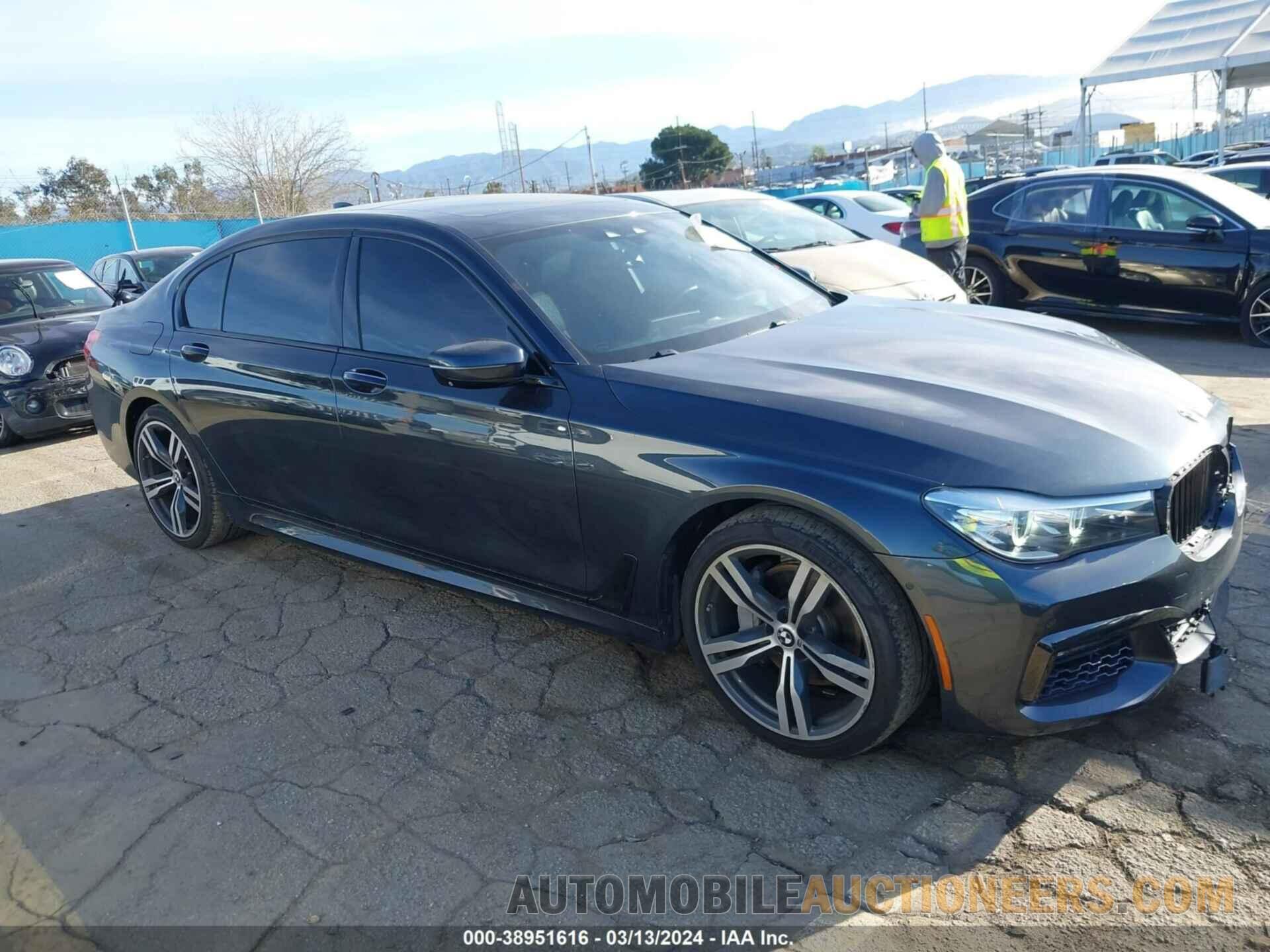 WBA7E2C51HG739977 BMW 740I 2017