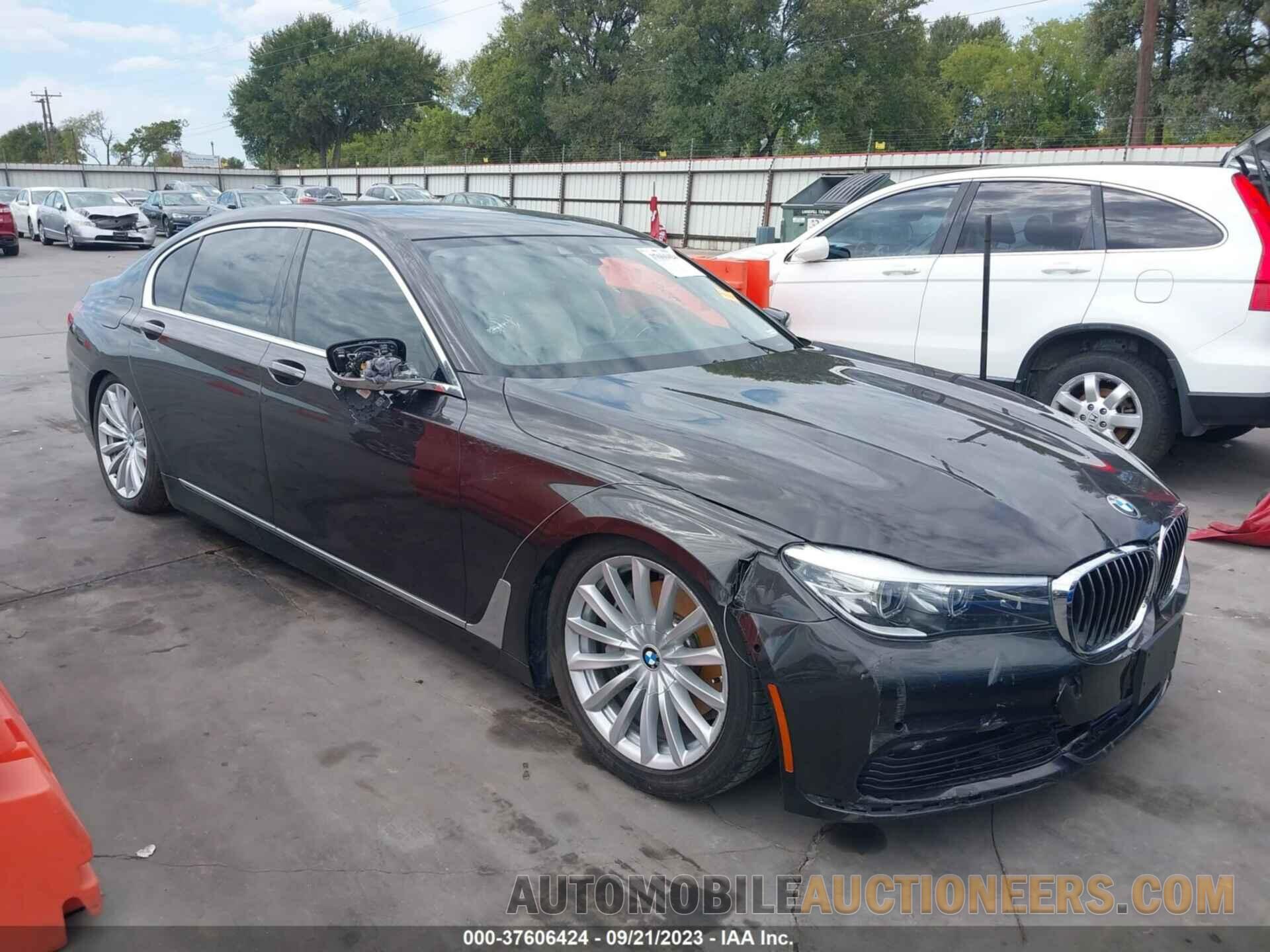 WBA7E2C52HG739504 BMW 7 SERIES 2017