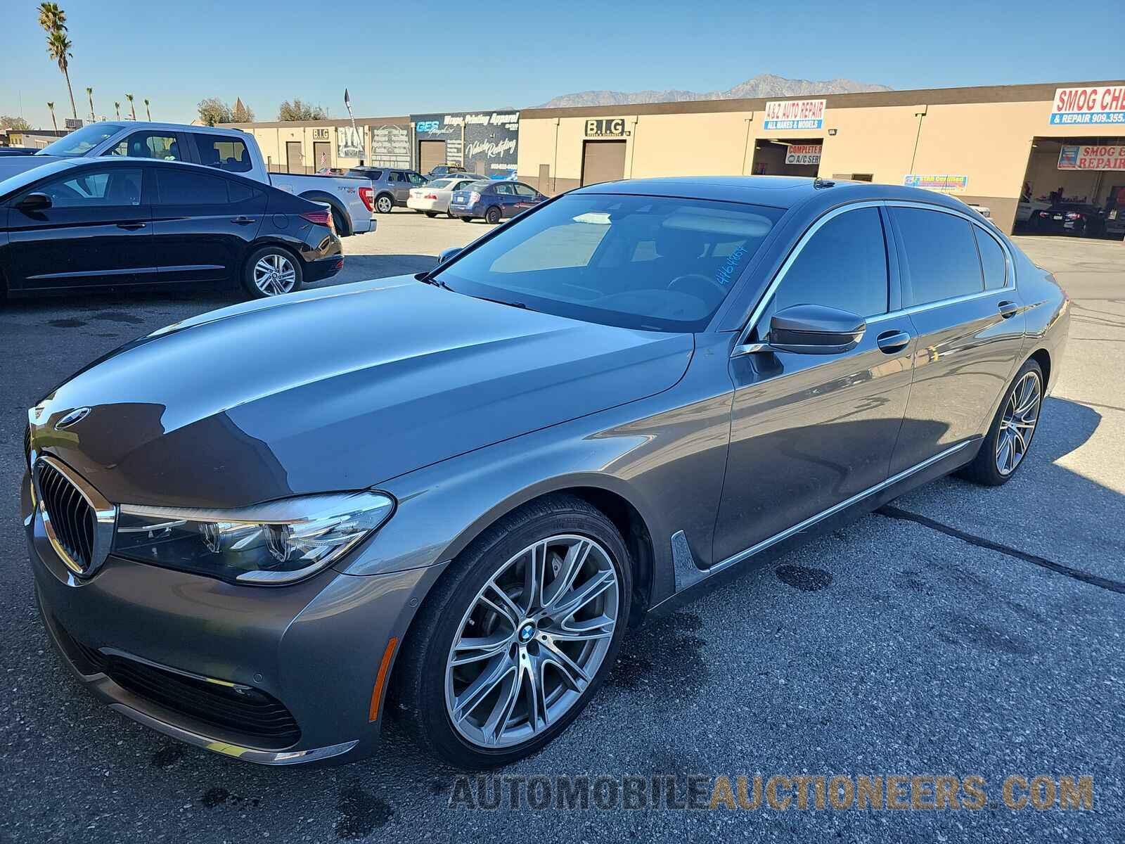 WBA7E2C52JG743073 BMW 7 Series 2018