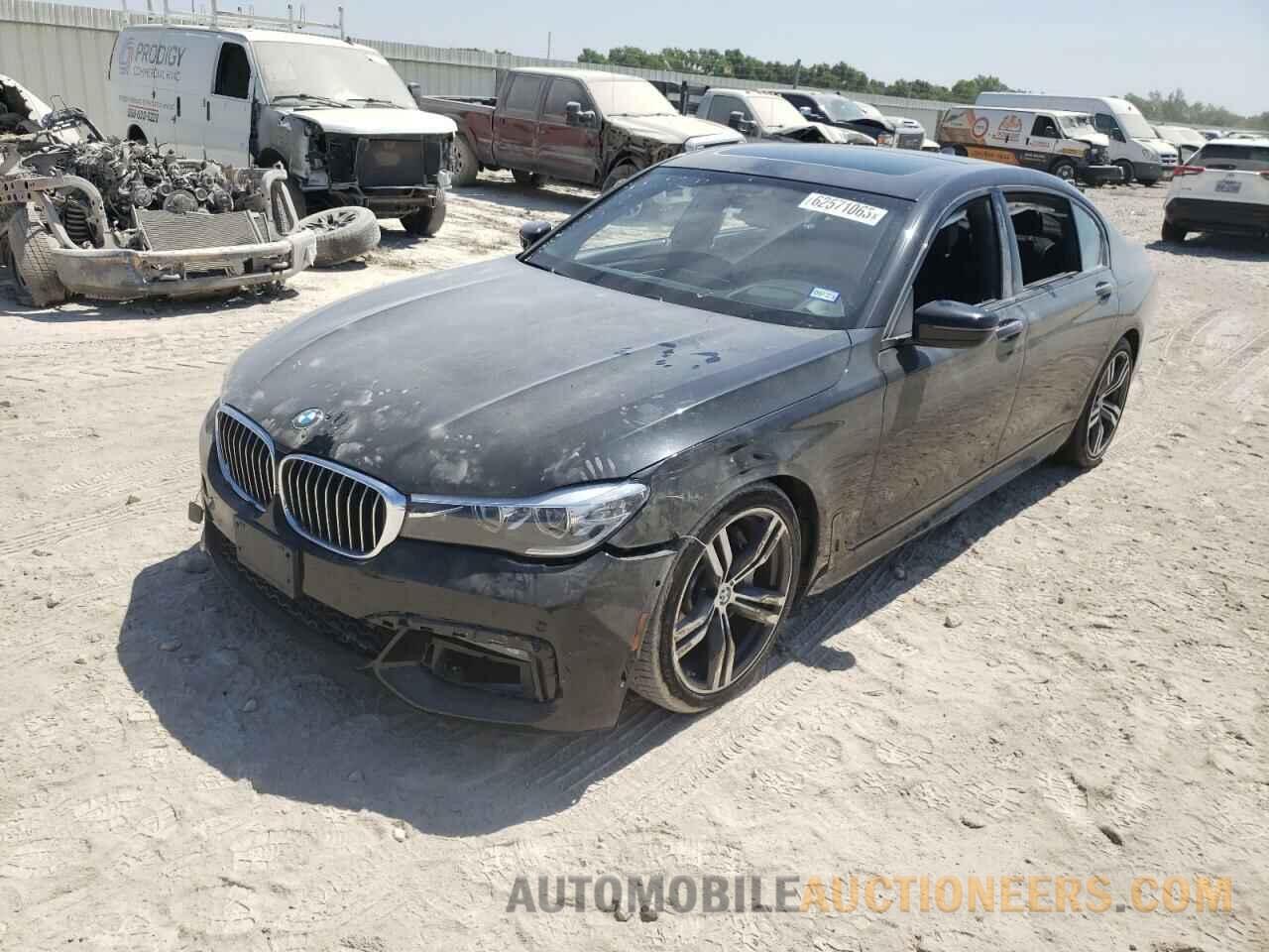 WBA7E2C53HG739785 BMW 7 SERIES 2017