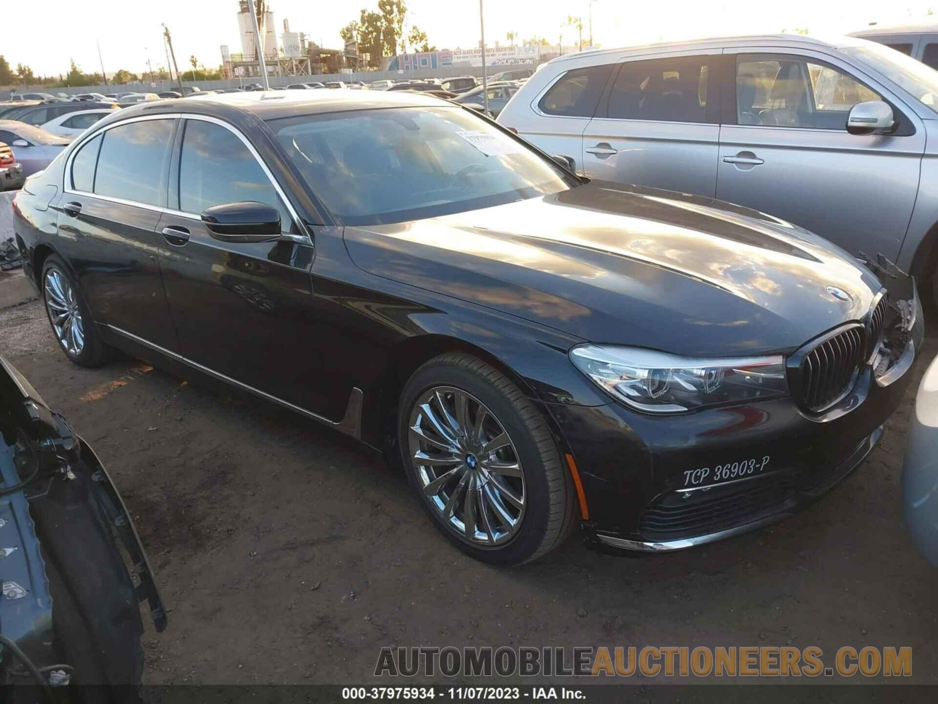 WBA7E2C53JG742174 BMW 7 SERIES 2018