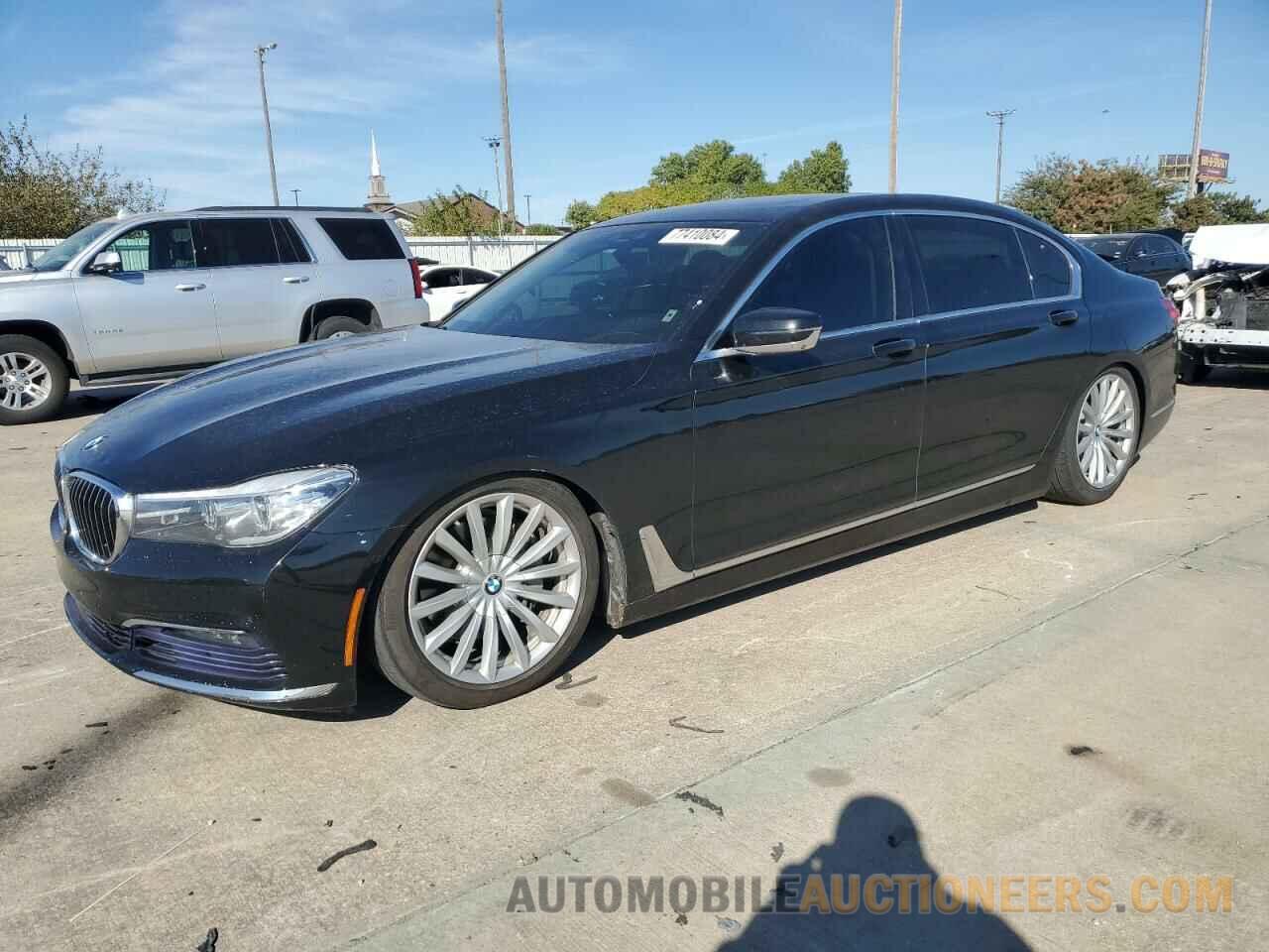 WBA7E2C55HG739142 BMW 7 SERIES 2017