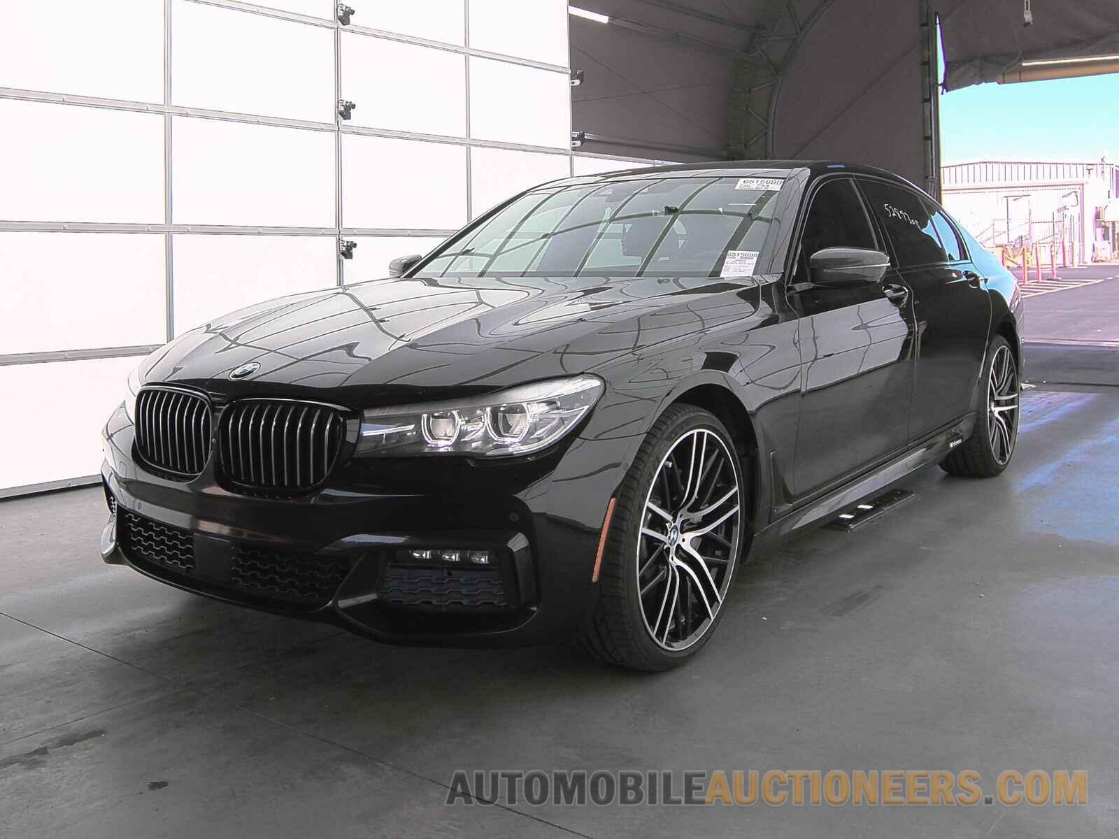 WBA7E2C55HG739318 BMW 7 Series 2017