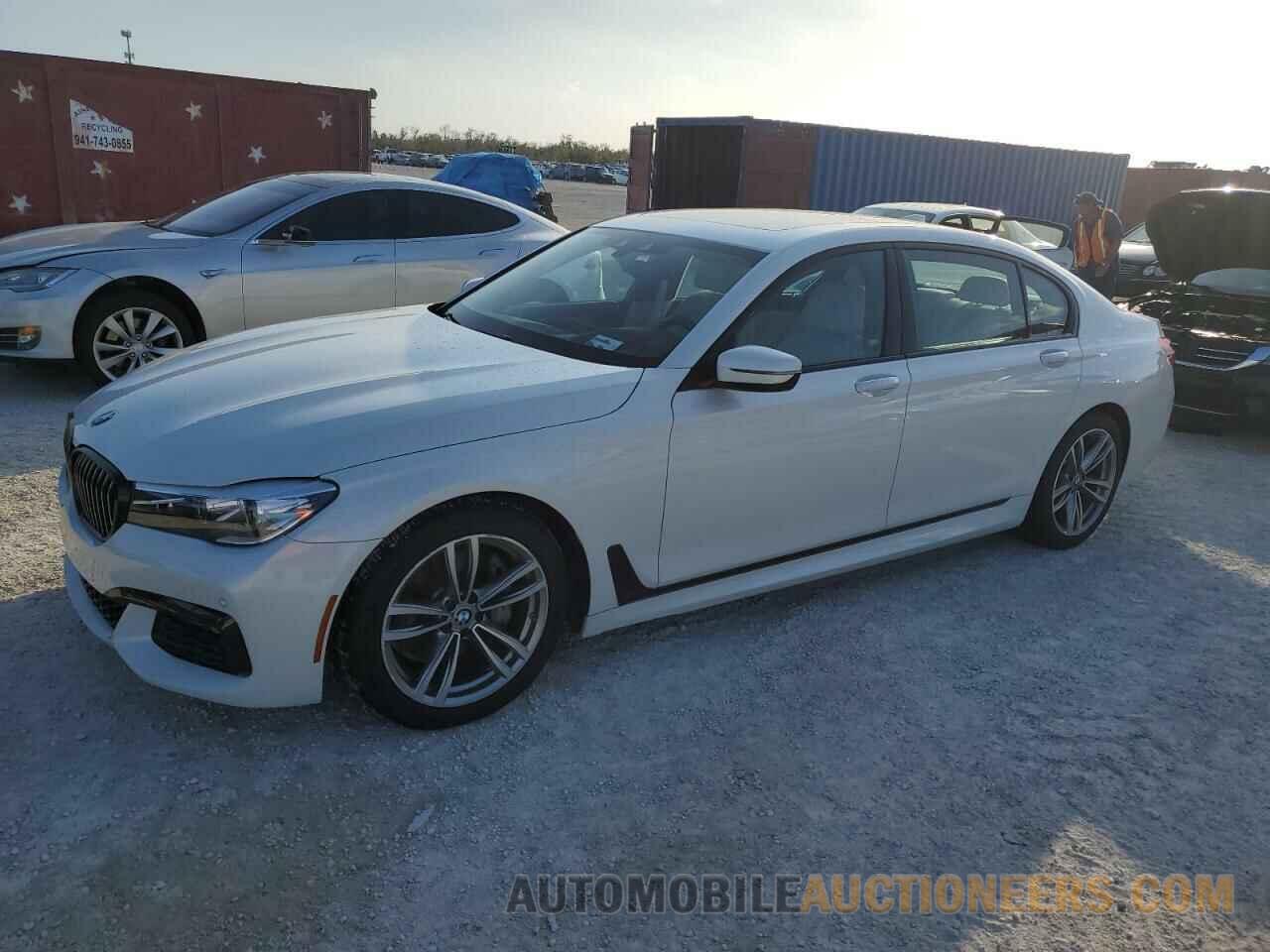 WBA7E2C55JG742256 BMW 7 SERIES 2018