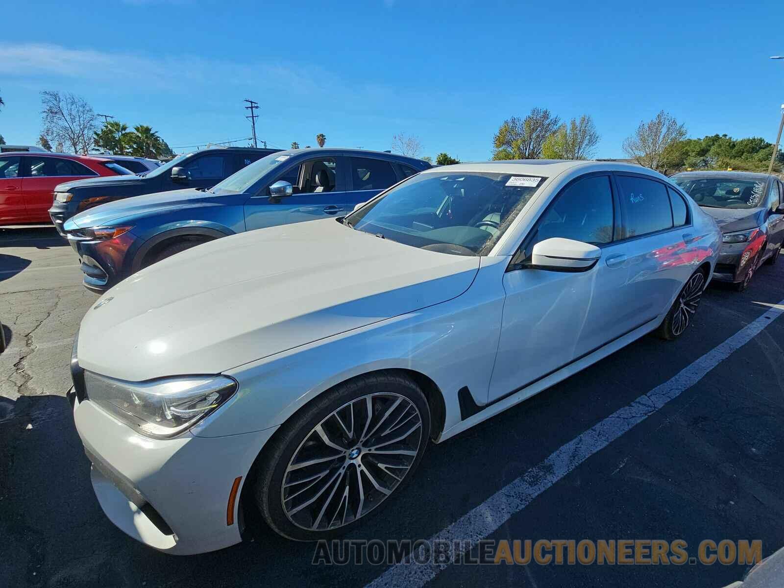 WBA7E2C56KB216765 BMW 7 Series 2019