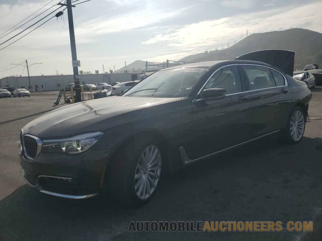 WBA7E2C58GG504037 BMW 7 SERIES 2016