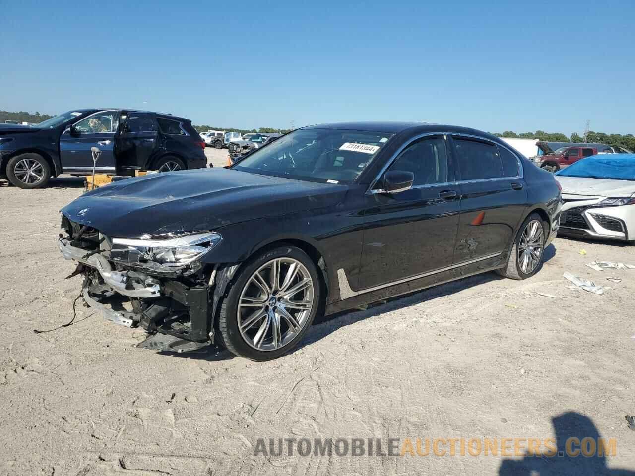 WBA7E2C58HG739555 BMW 7 SERIES 2017