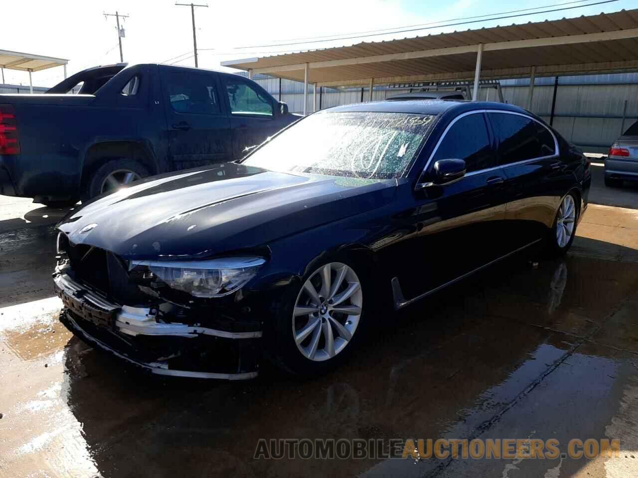 WBA7E2C58HG740401 BMW 7 SERIES 2017