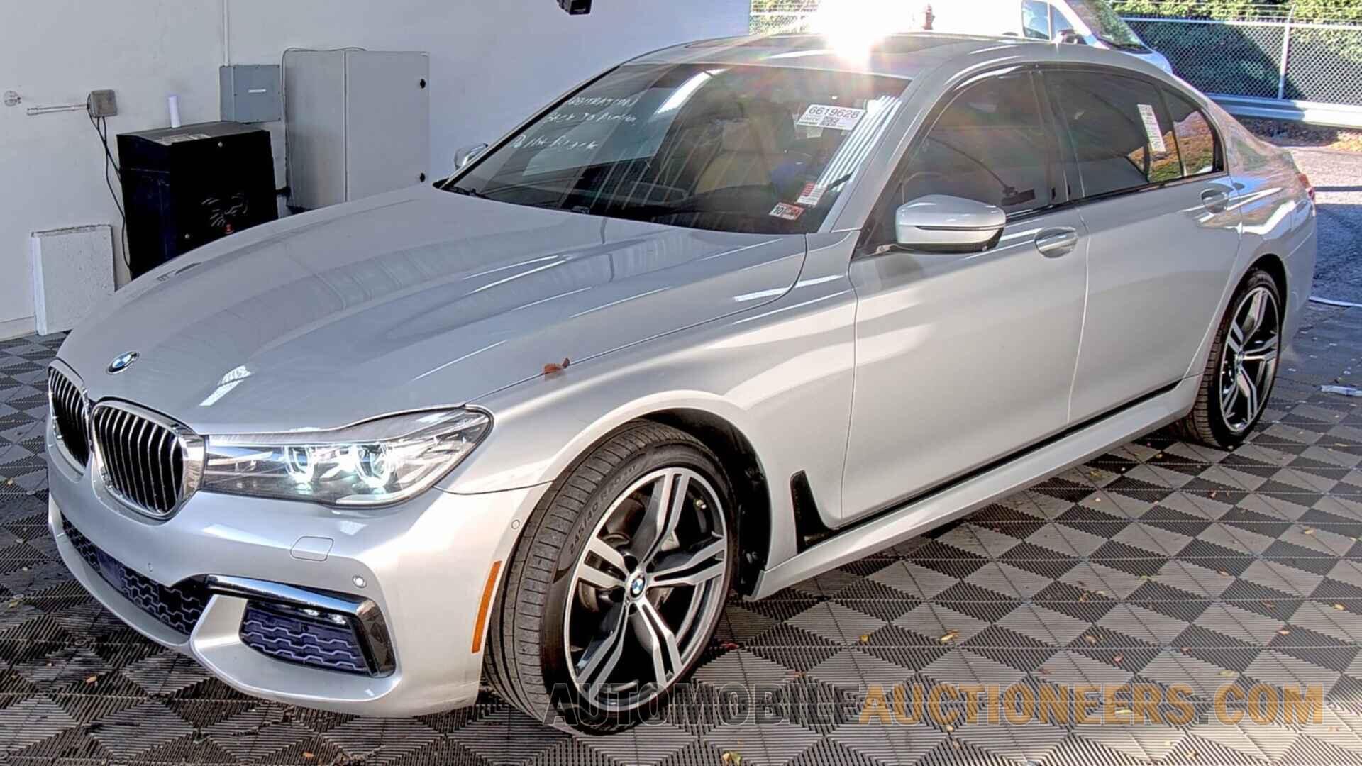 WBA7E2C5XHG739220 BMW 7 Series 2017