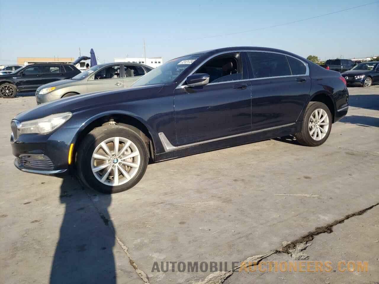 WBA7E2C5XHG739668 BMW 7 SERIES 2017