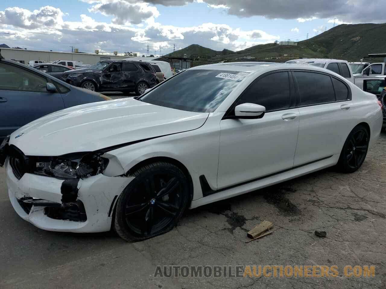 WBA7E2C5XHG739766 BMW 7 SERIES 2017