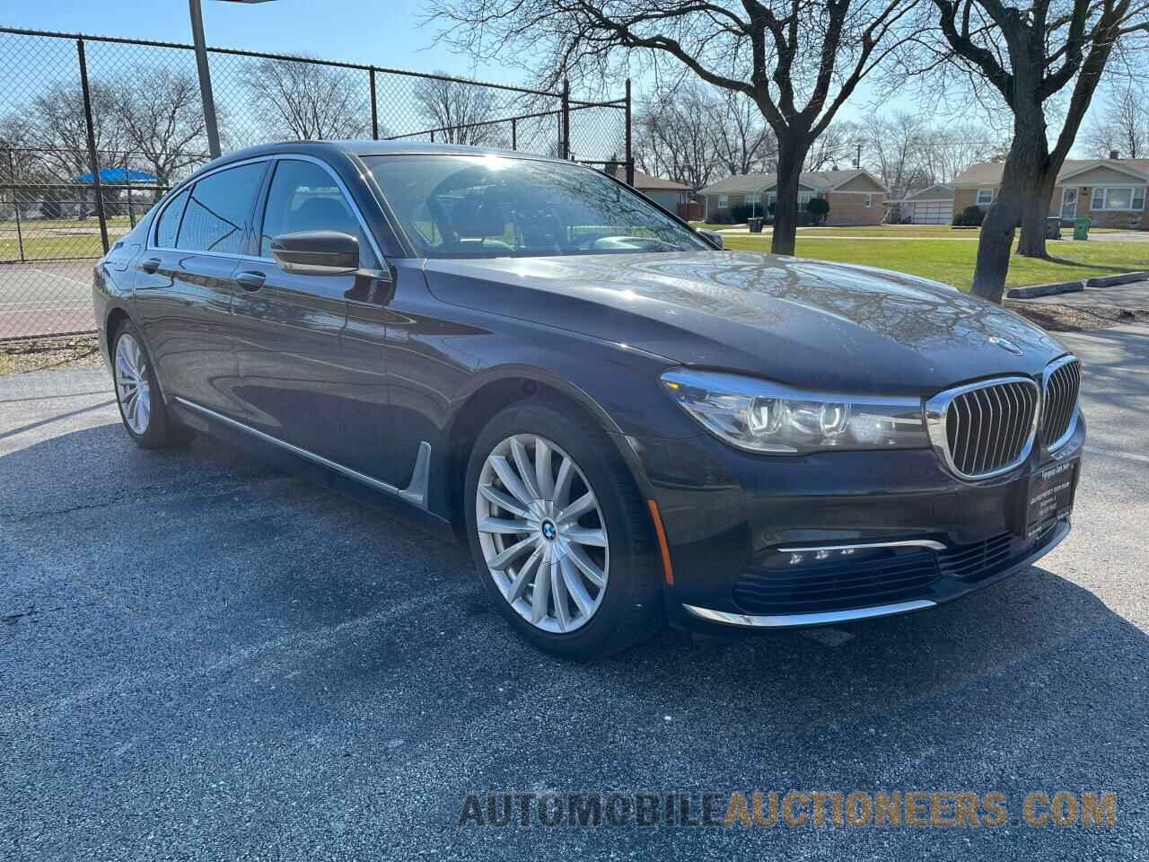 WBA7E4C52HGU99138 BMW 7 SERIES 2017