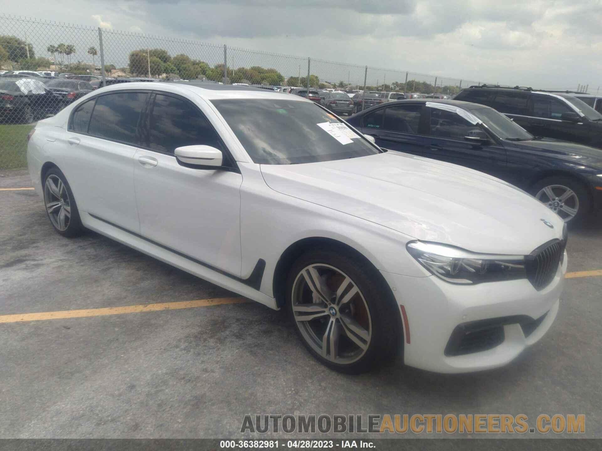 WBA7E4C55JGV24216 BMW 7 SERIES 2018