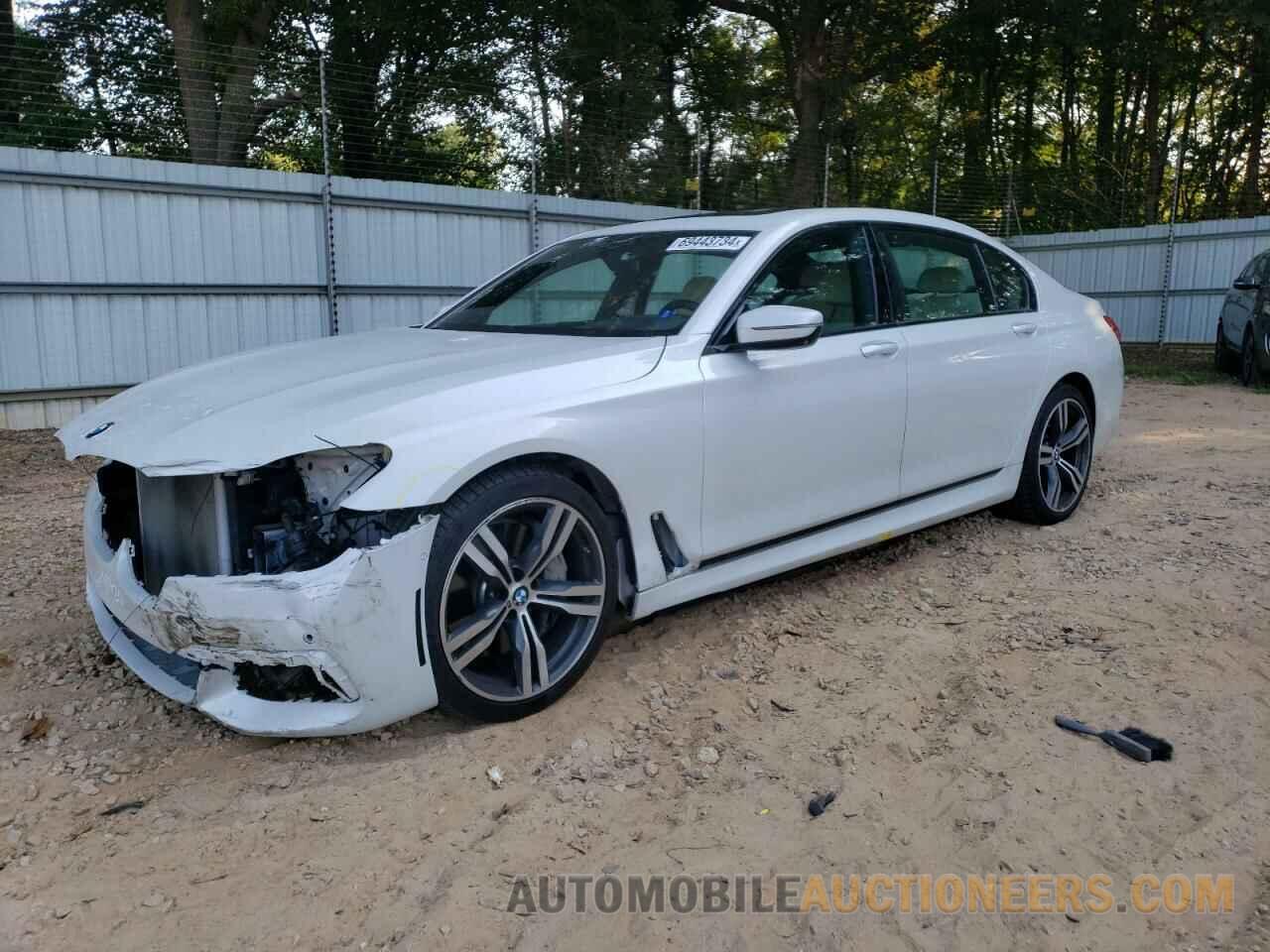 WBA7F0C30HGM21512 BMW 7 SERIES 2017