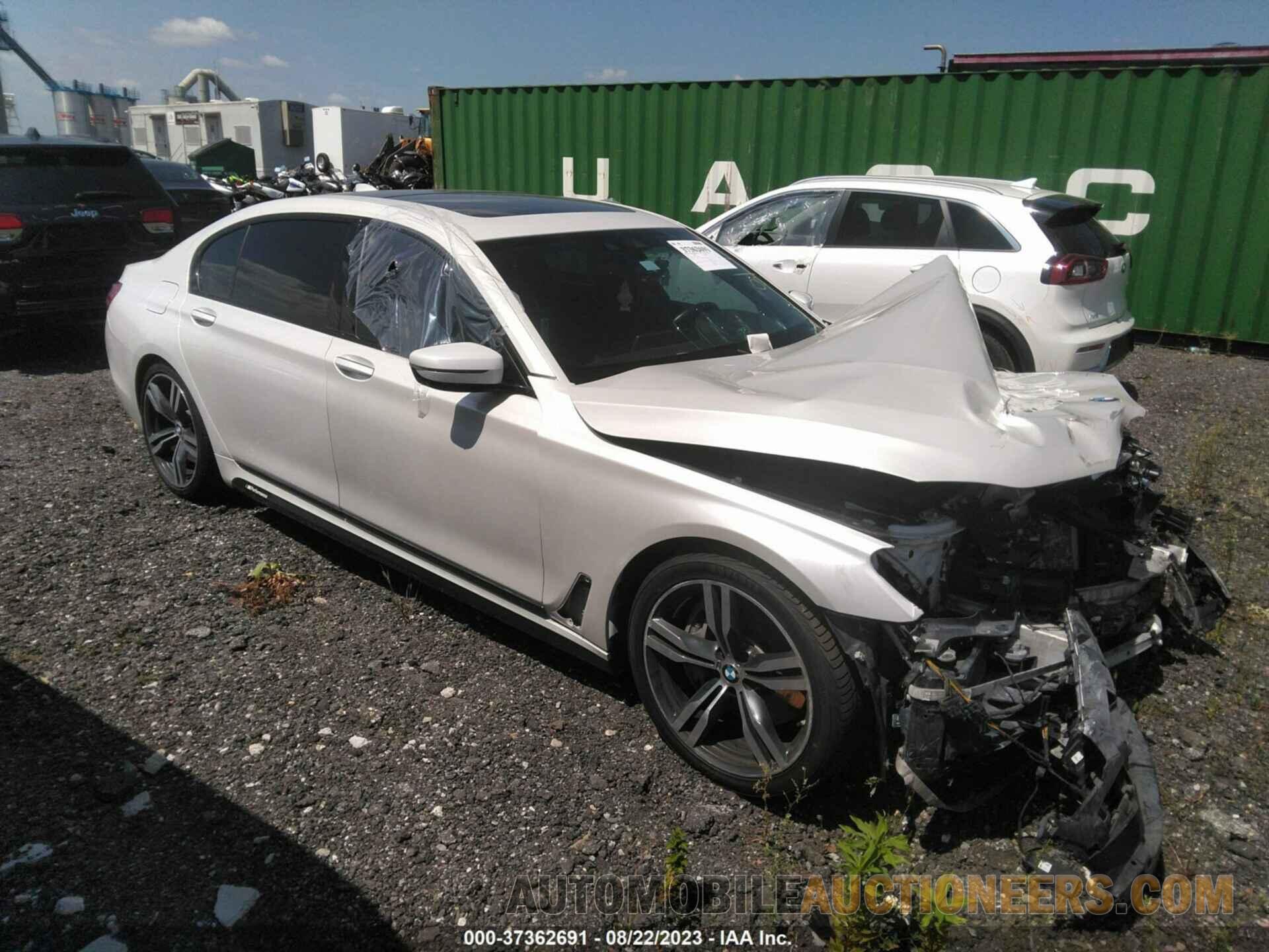 WBA7F0C35HGM21649 BMW 7 SERIES 2017