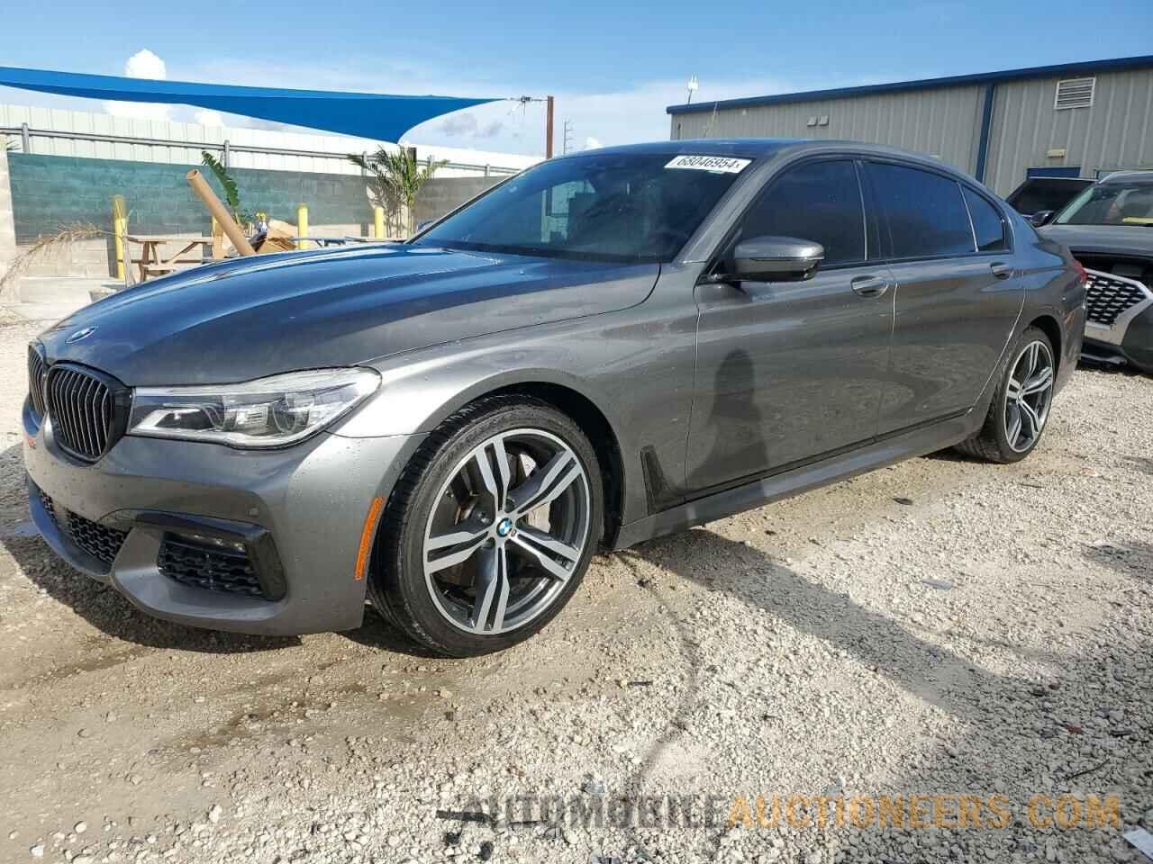 WBA7F0C54HGM20946 BMW 7 SERIES 2017