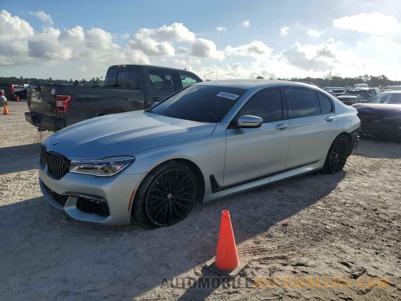 WBA7F0C57JGM23992 BMW 7 SERIES 2018