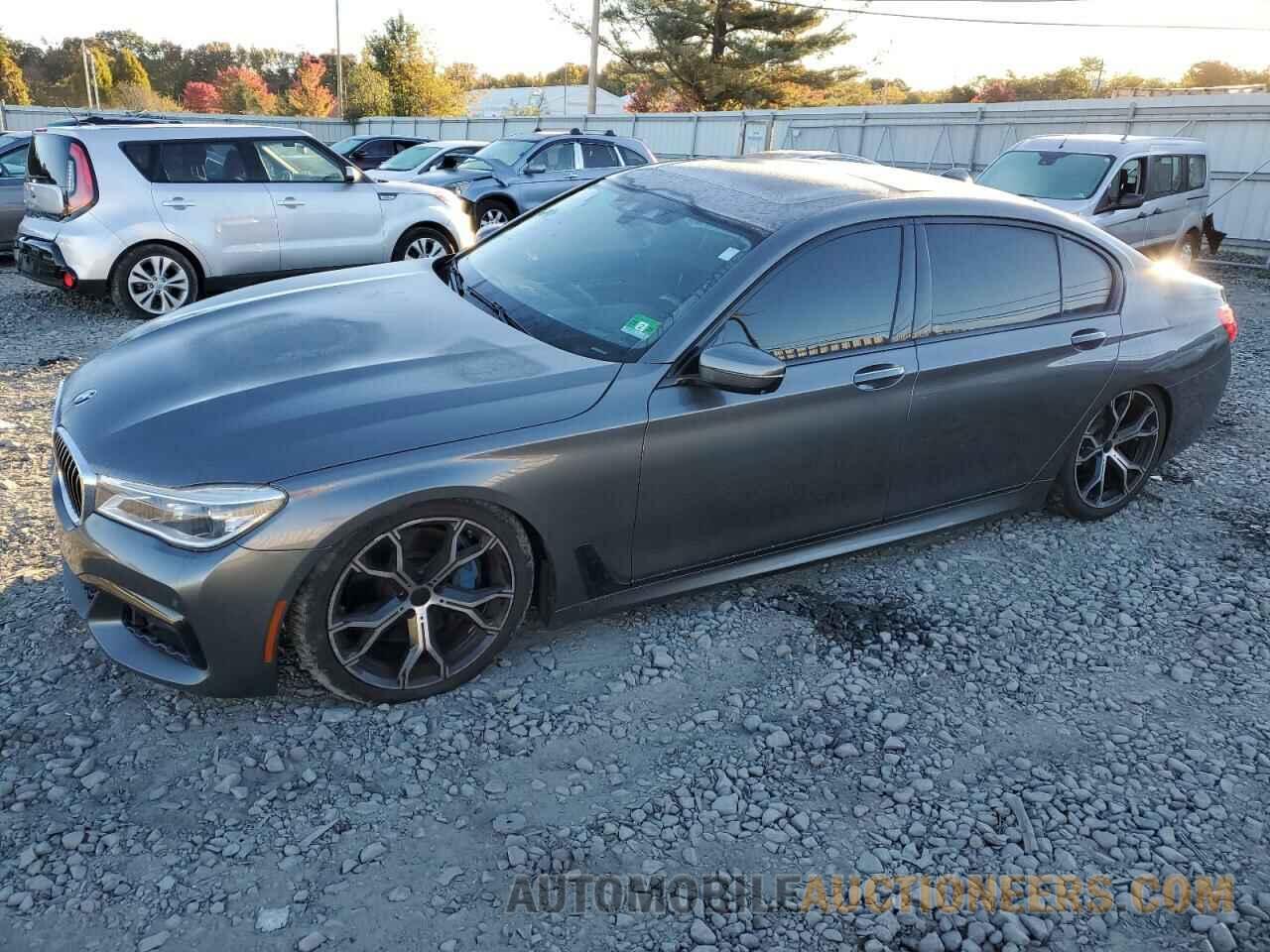 WBA7F2C32HG422866 BMW 7 SERIES 2017