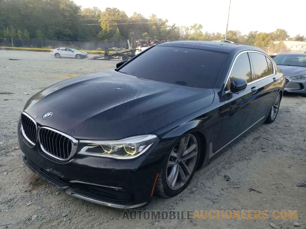 WBA7F2C36HG422921 BMW 7 SERIES 2017