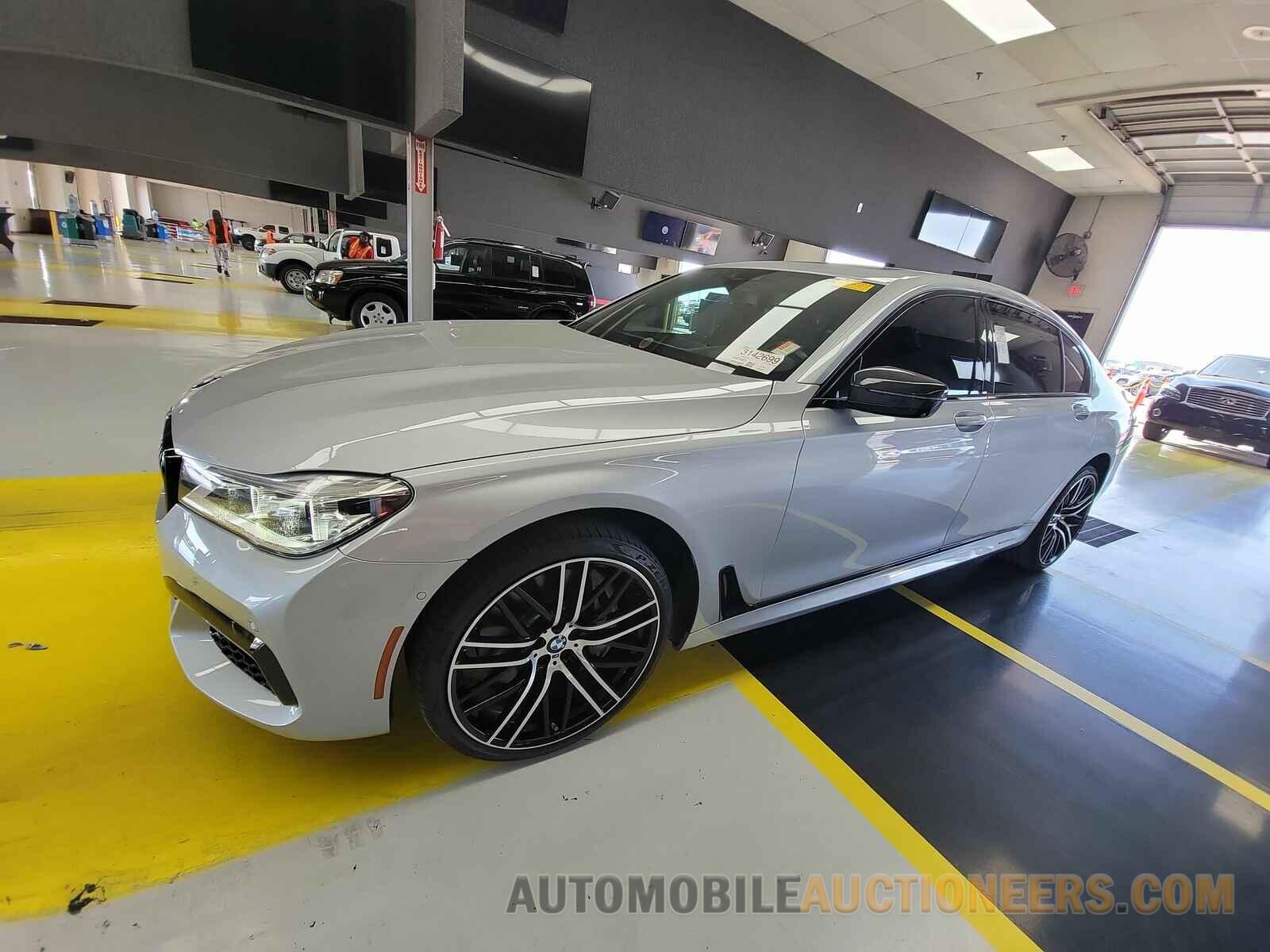 WBA7F2C51HG421936 BMW 7 Series 2017