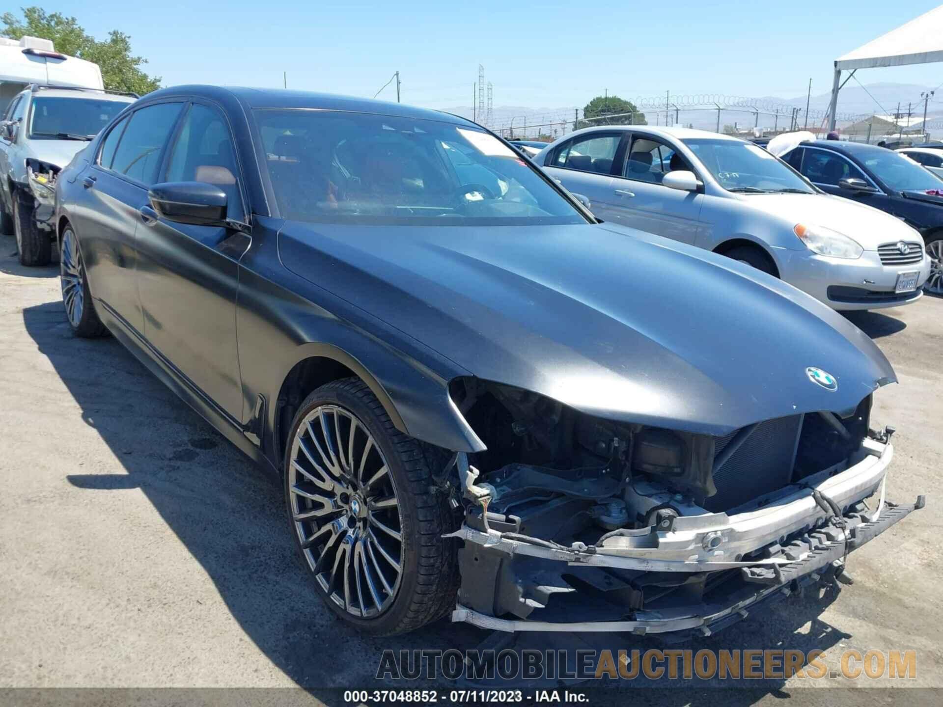 WBA7F2C52HG422044 BMW 7 SERIES 2017