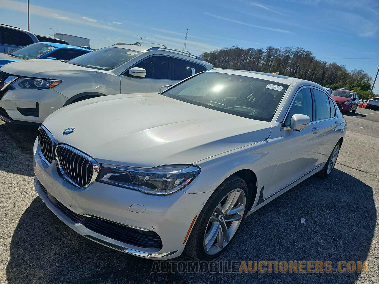 WBA7F2C53HG422103 BMW 7 Series 2017