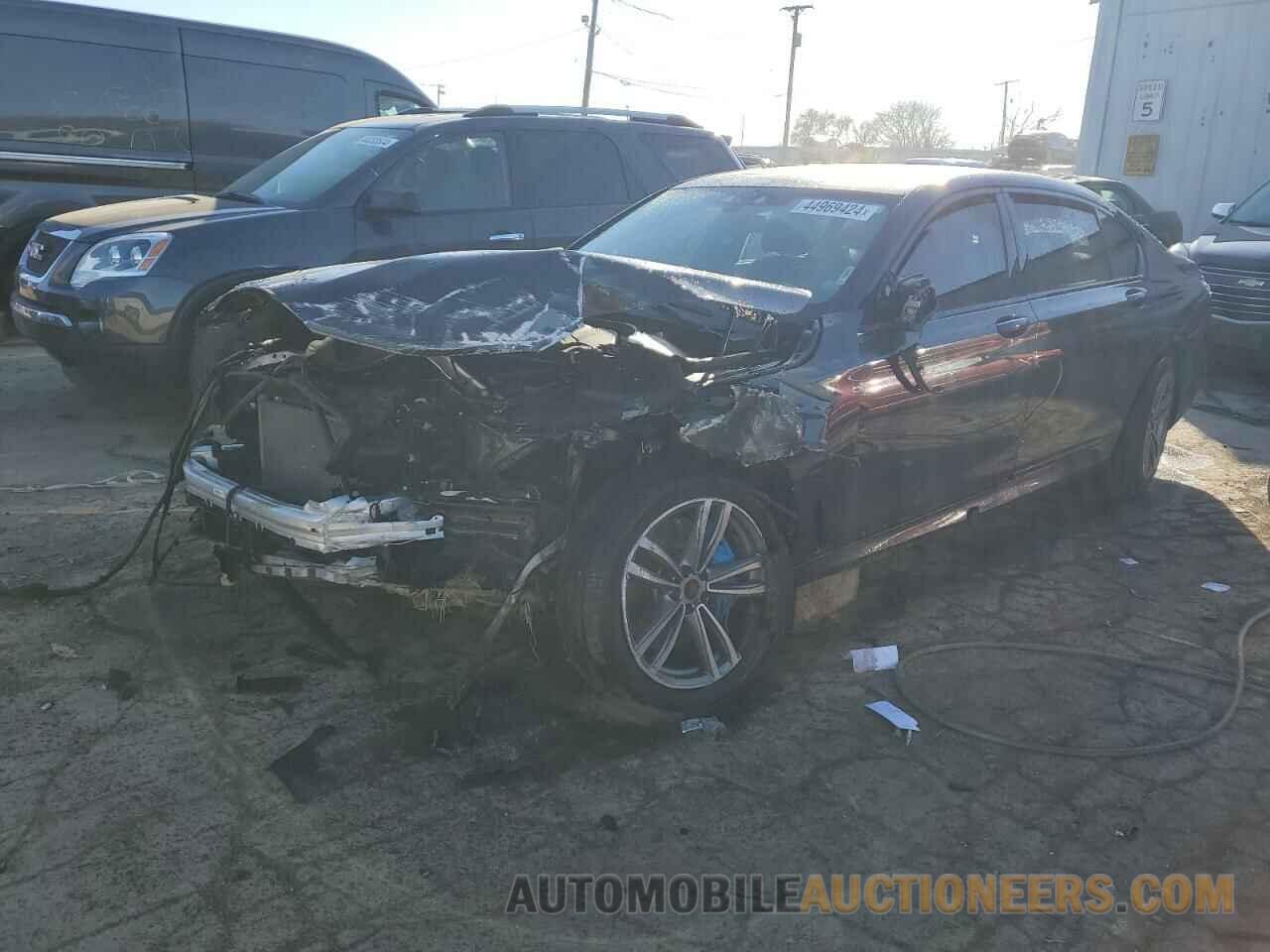 WBA7F2C55JG423811 BMW 7 SERIES 2018