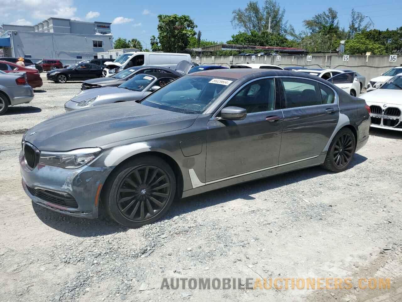 WBA7J2C38HG497702 BMW 7 SERIES 2017