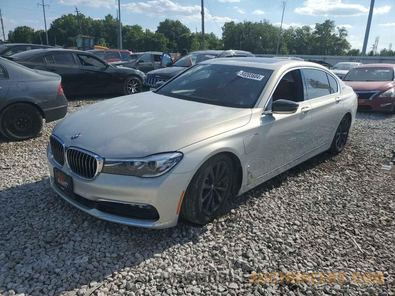 WBA7J2C3XHG497958 BMW 7 SERIES 2017