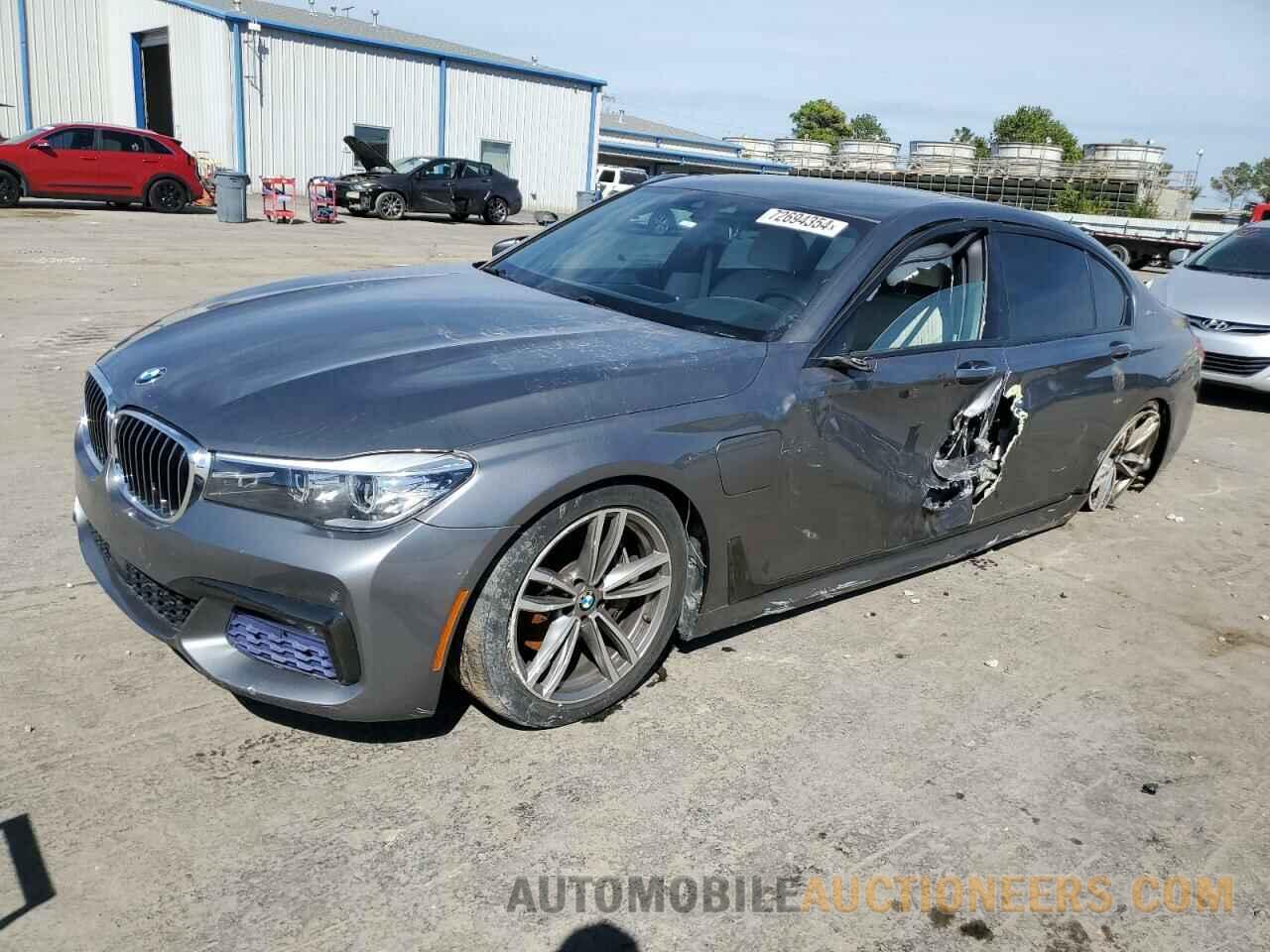 WBA7J2C54JG938233 BMW 7 SERIES 2018