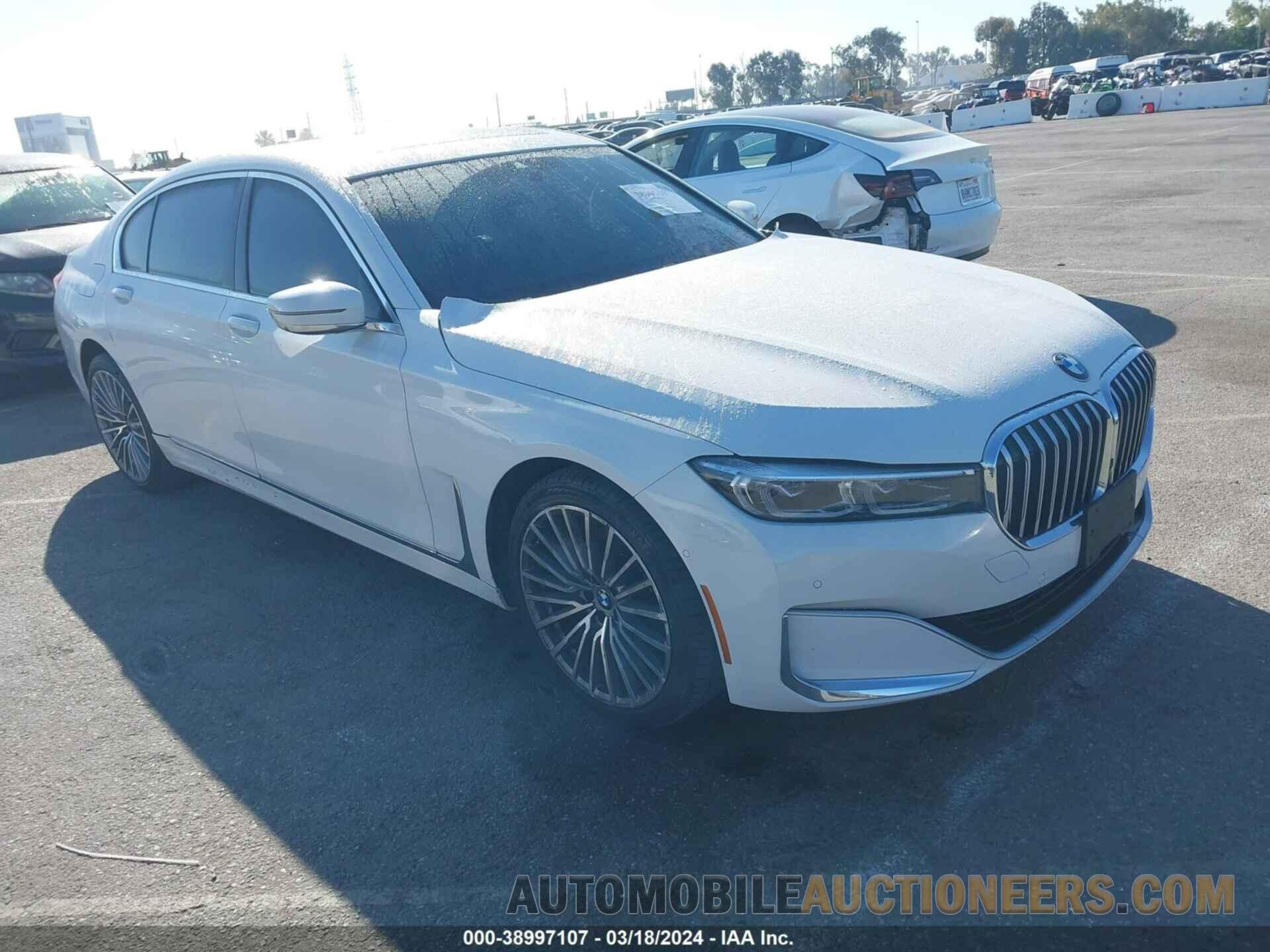 WBA7T2C00MCG10305 BMW 740I 2021