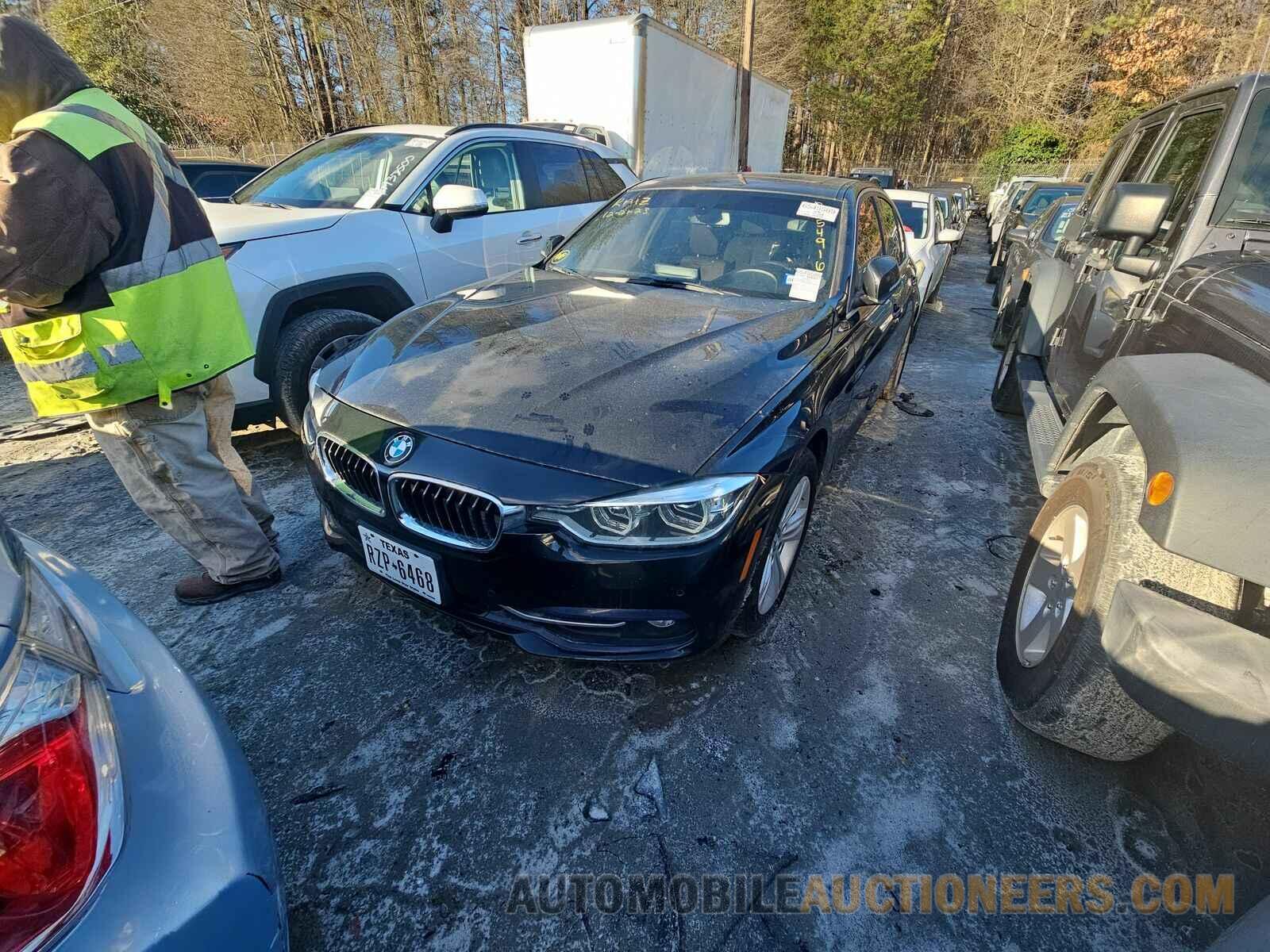 WBA8B9G3XHNU54916 BMW 3 Series 2017