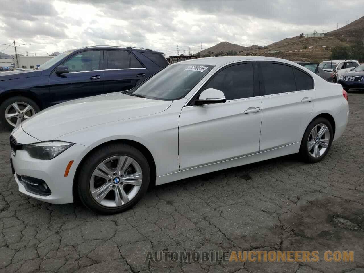 WBA8B9G3XHNU57069 BMW 3 SERIES 2017