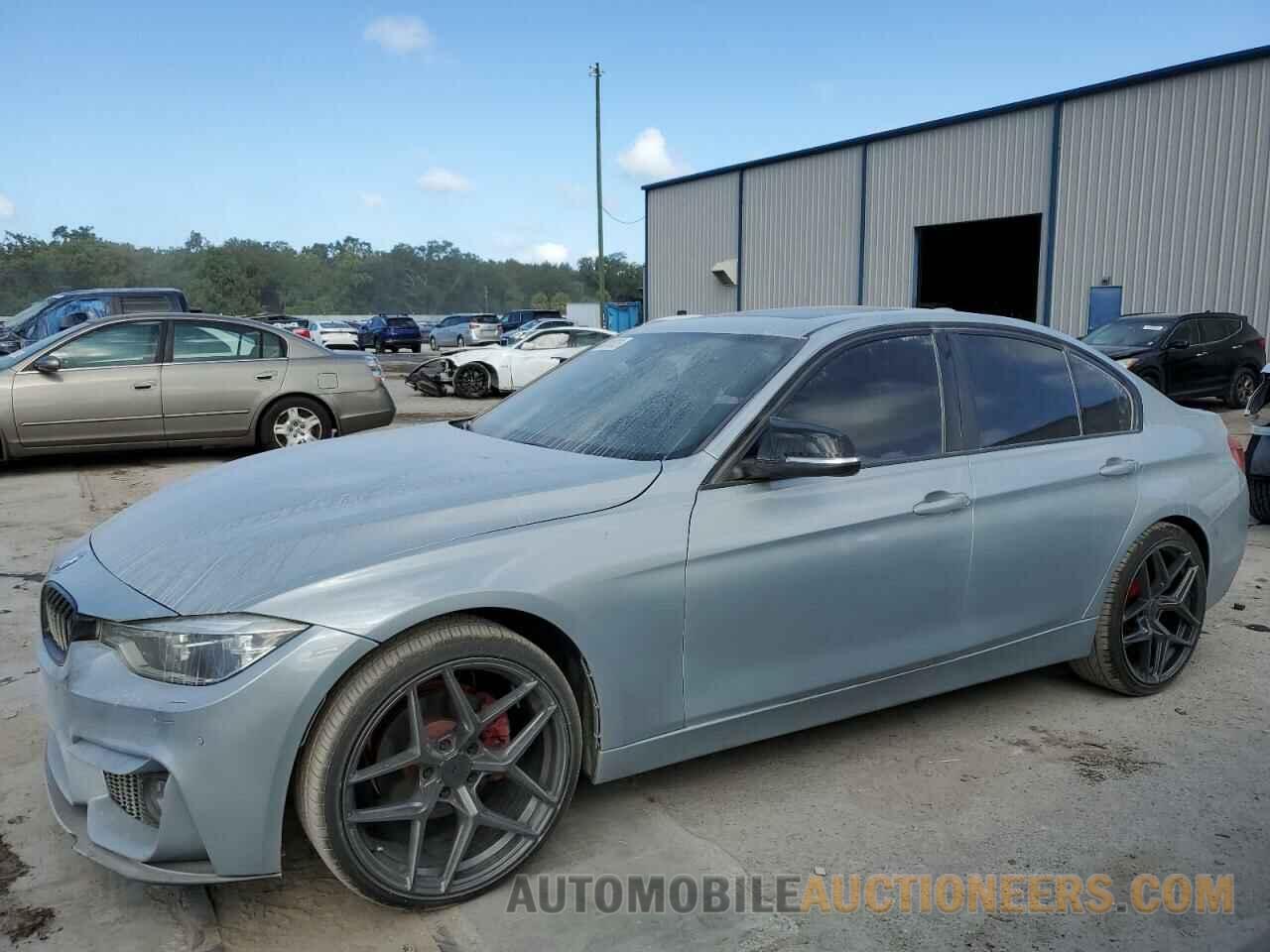 WBA8B9G57JNV00077 BMW 3 SERIES 2018