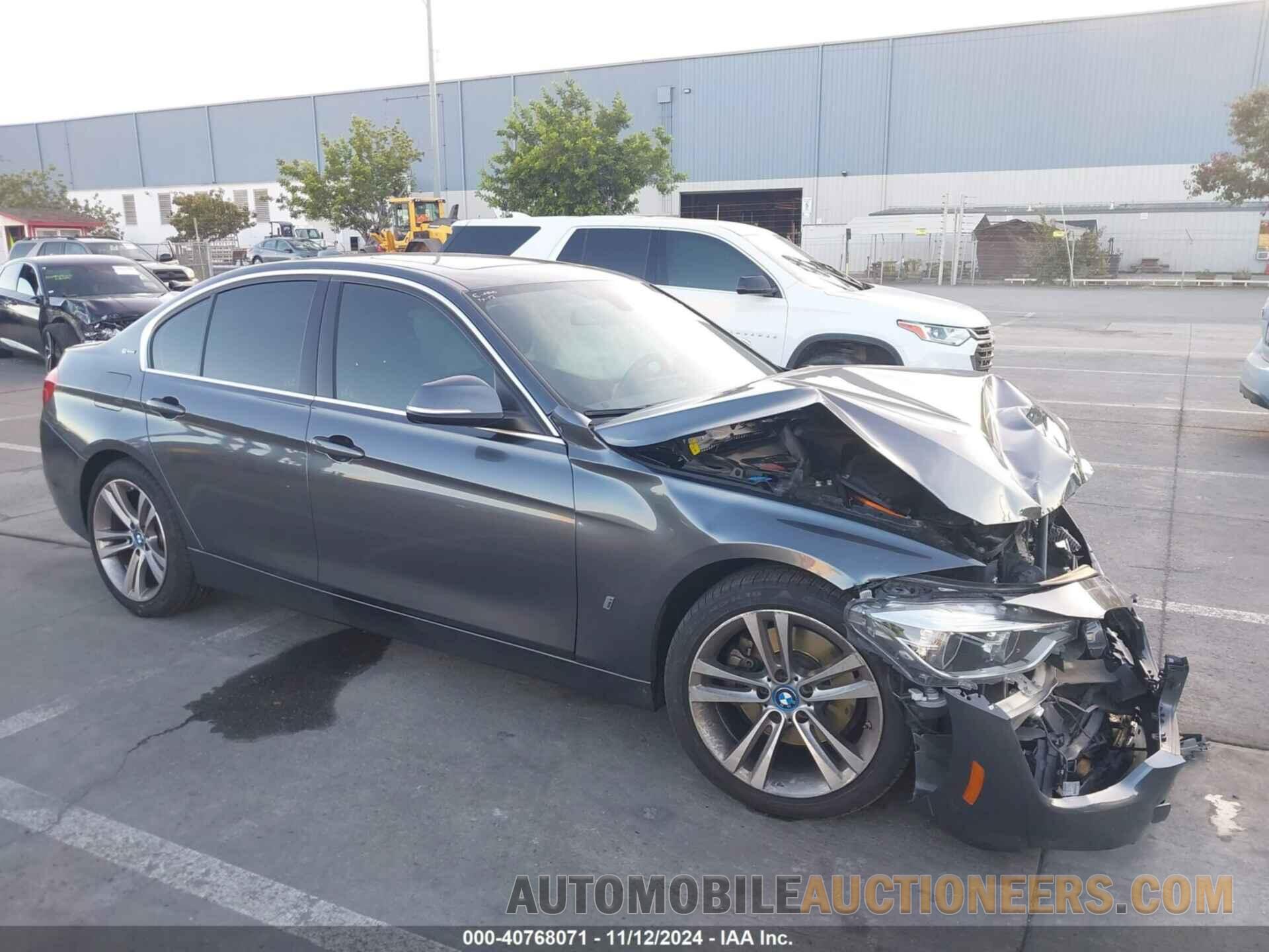 WBA8E1C31HA156339 BMW 330E 2017