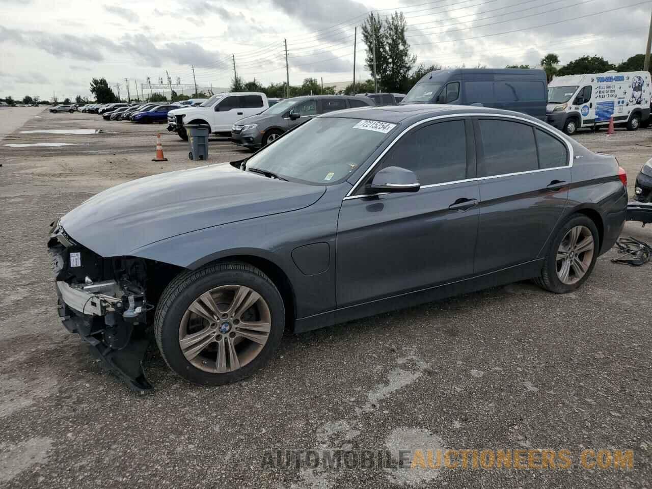 WBA8E1C32HK895469 BMW 3 SERIES 2017