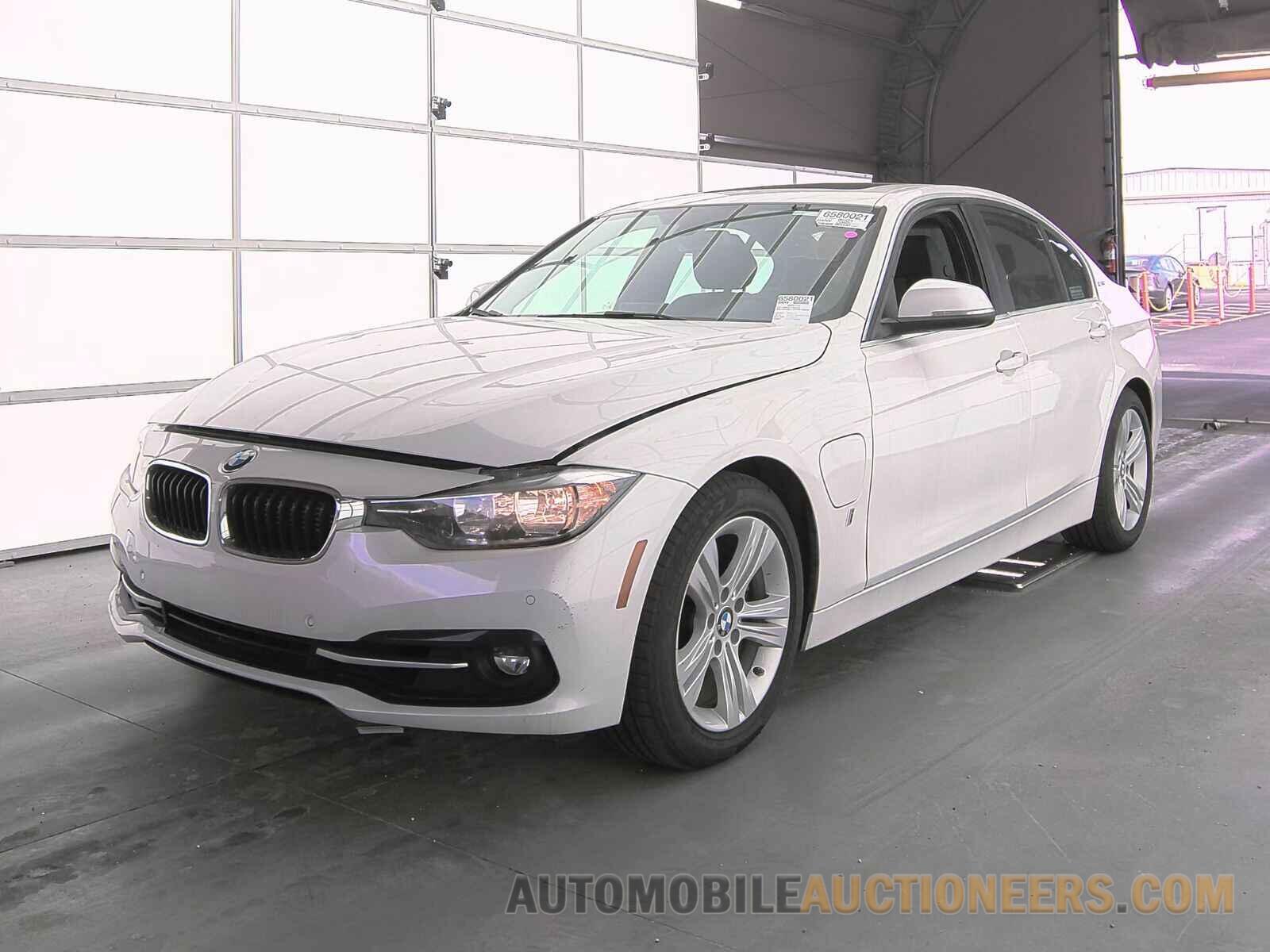 WBA8E1C37HA156524 BMW 3 Series 2017