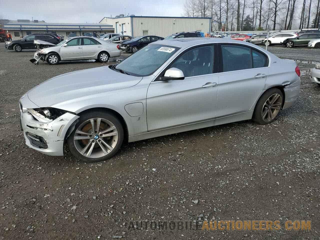 WBA8E1C52HK480444 BMW 3 SERIES 2017