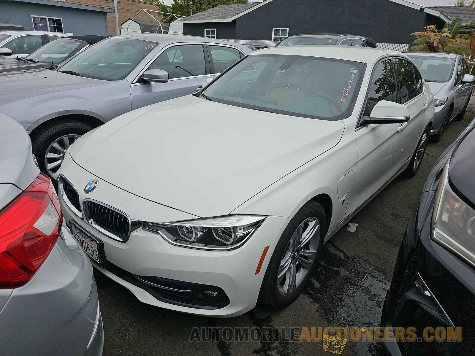 WBA8E1C52JA756973 BMW 3 Series 2018